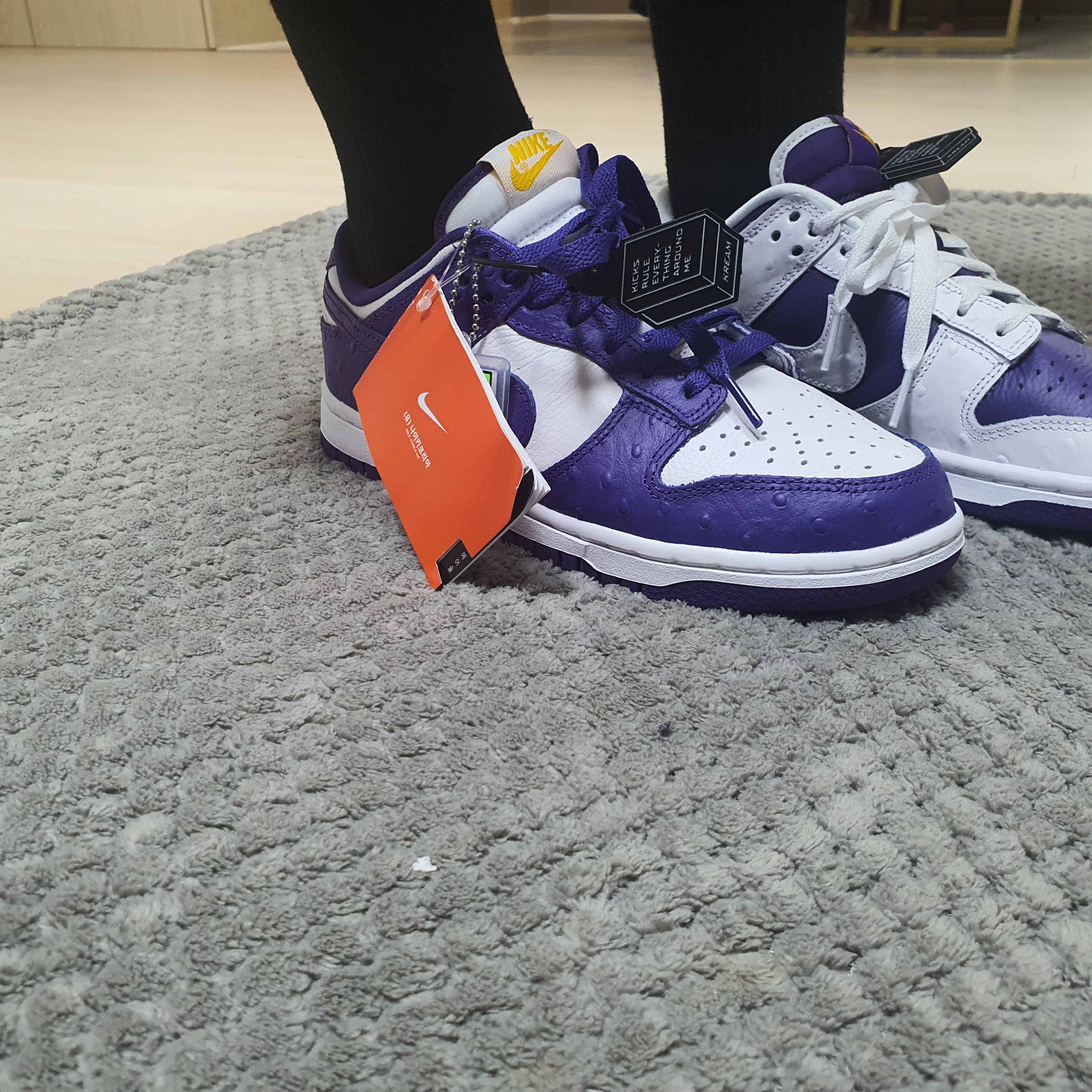 (W) Nike Dunk Low SE Flip 착용 스타일 - 1