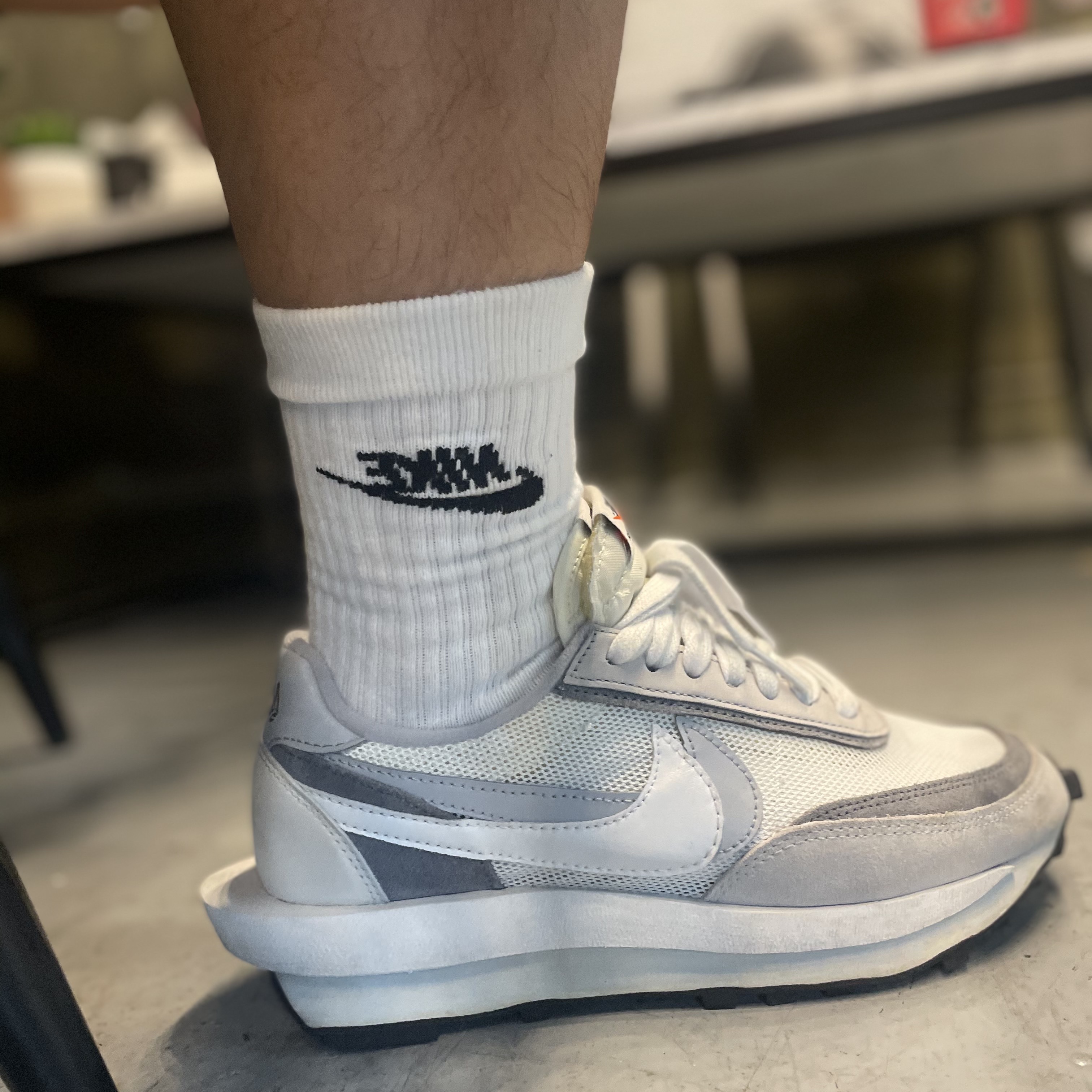 Nike x Sacai LDWaffle Summit White 착용 스타일