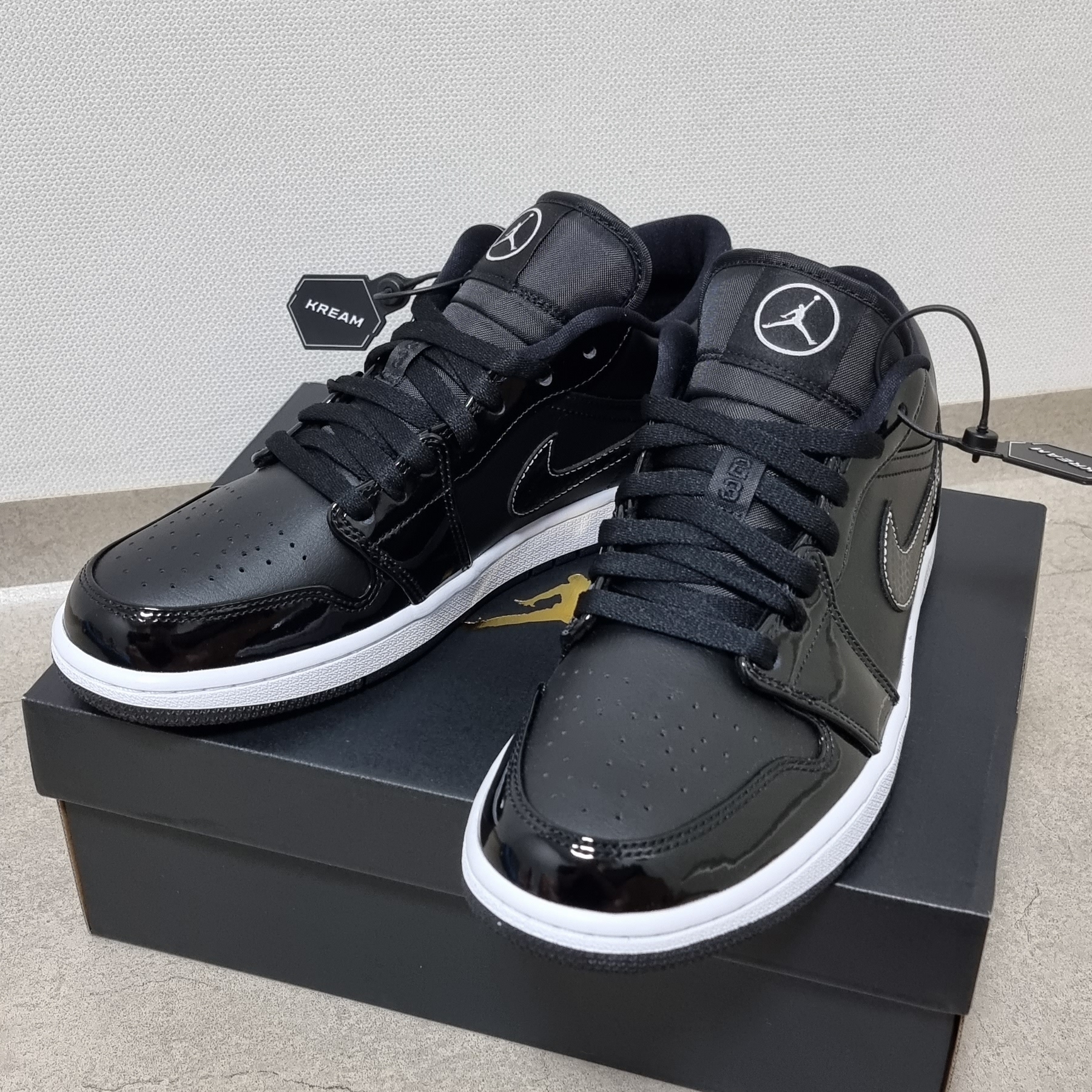 Jordan 1 Low SE ASW Black 착용 스타일