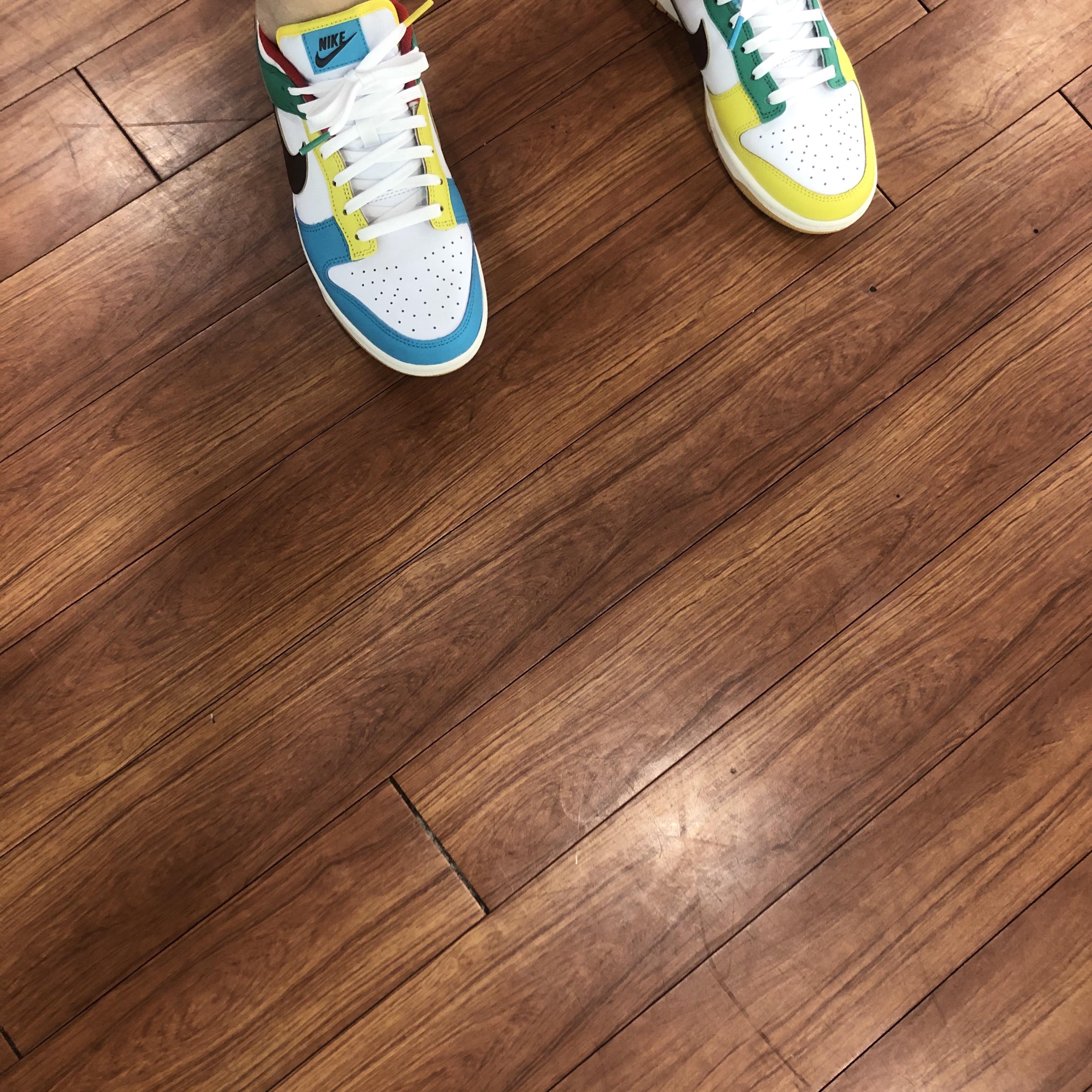 Nike Dunk Low SE Free.99 White 착용 스타일 - 2