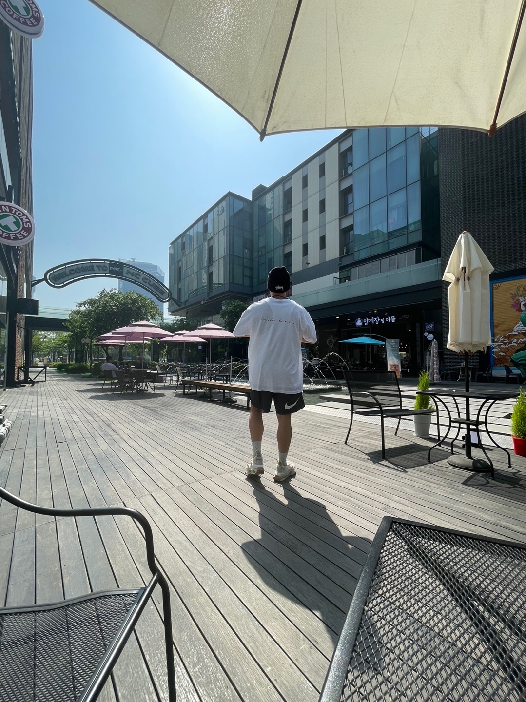 Nike x Stussy Water Shorts Off Noir, Stussy x Rick Owens 40 WT T-Shirt 착용 스타일 - 5