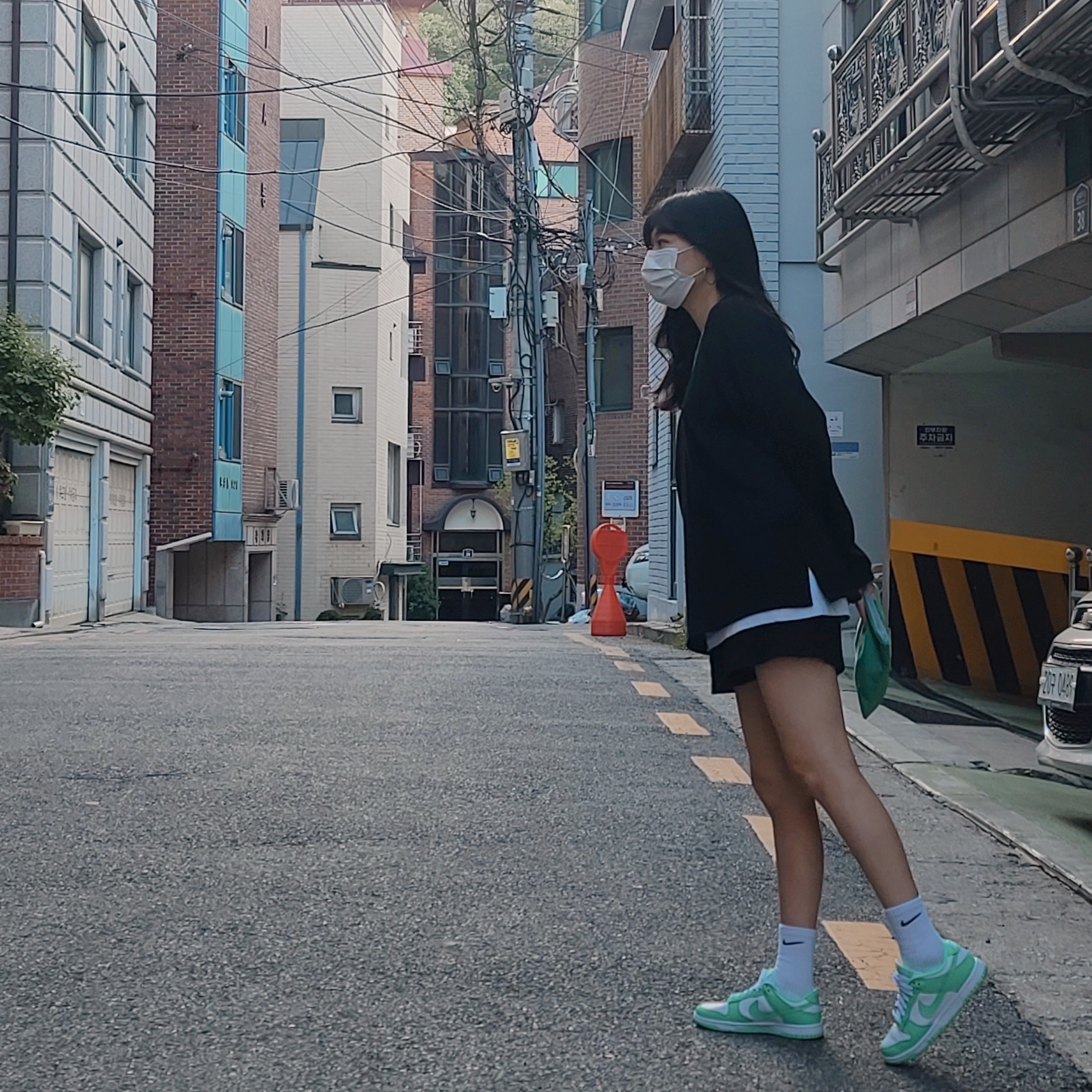 (W) Nike Dunk Low Green Glow 착용 스타일