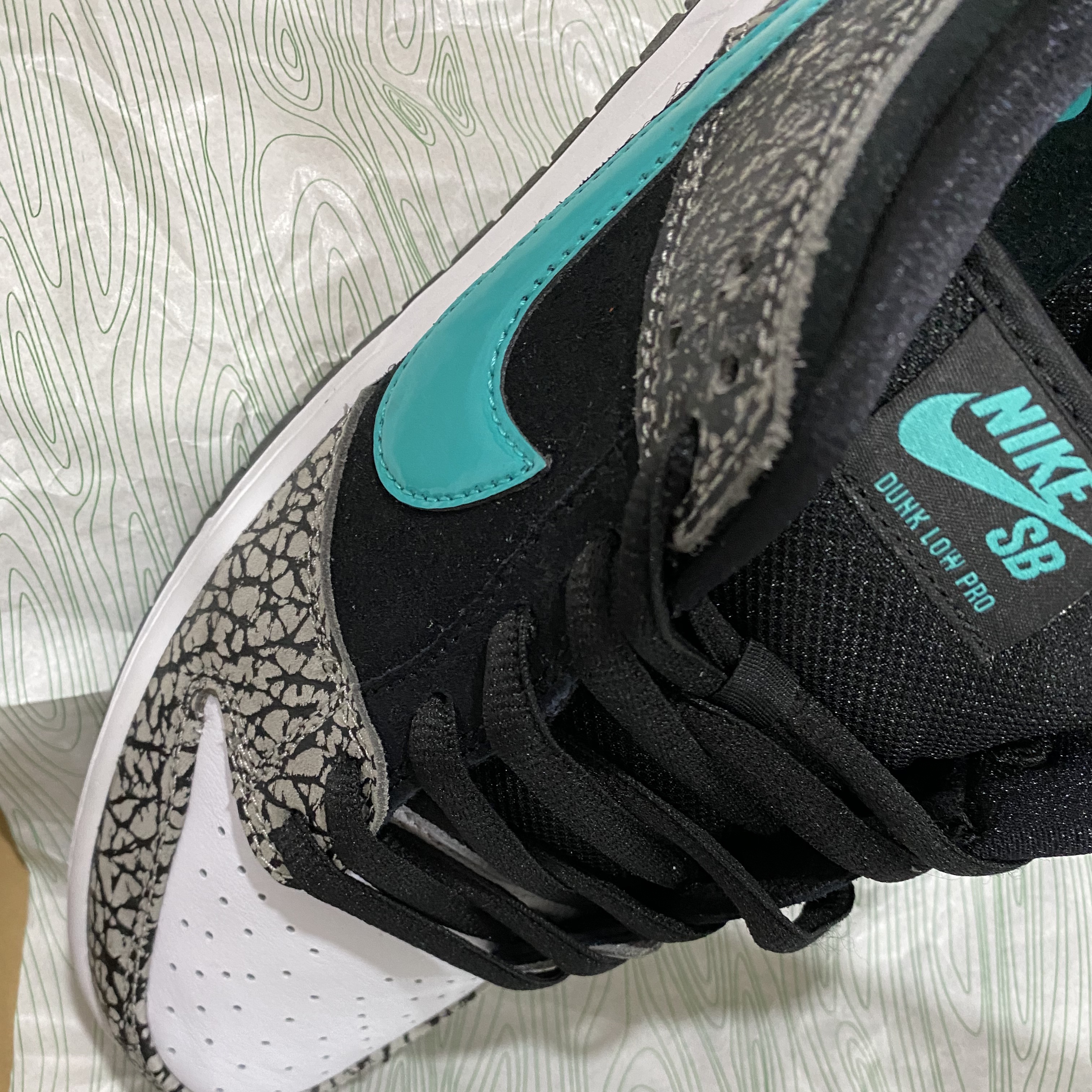 Nike SB Dunk Low Pro Clear Jade 착용 스타일 - 3