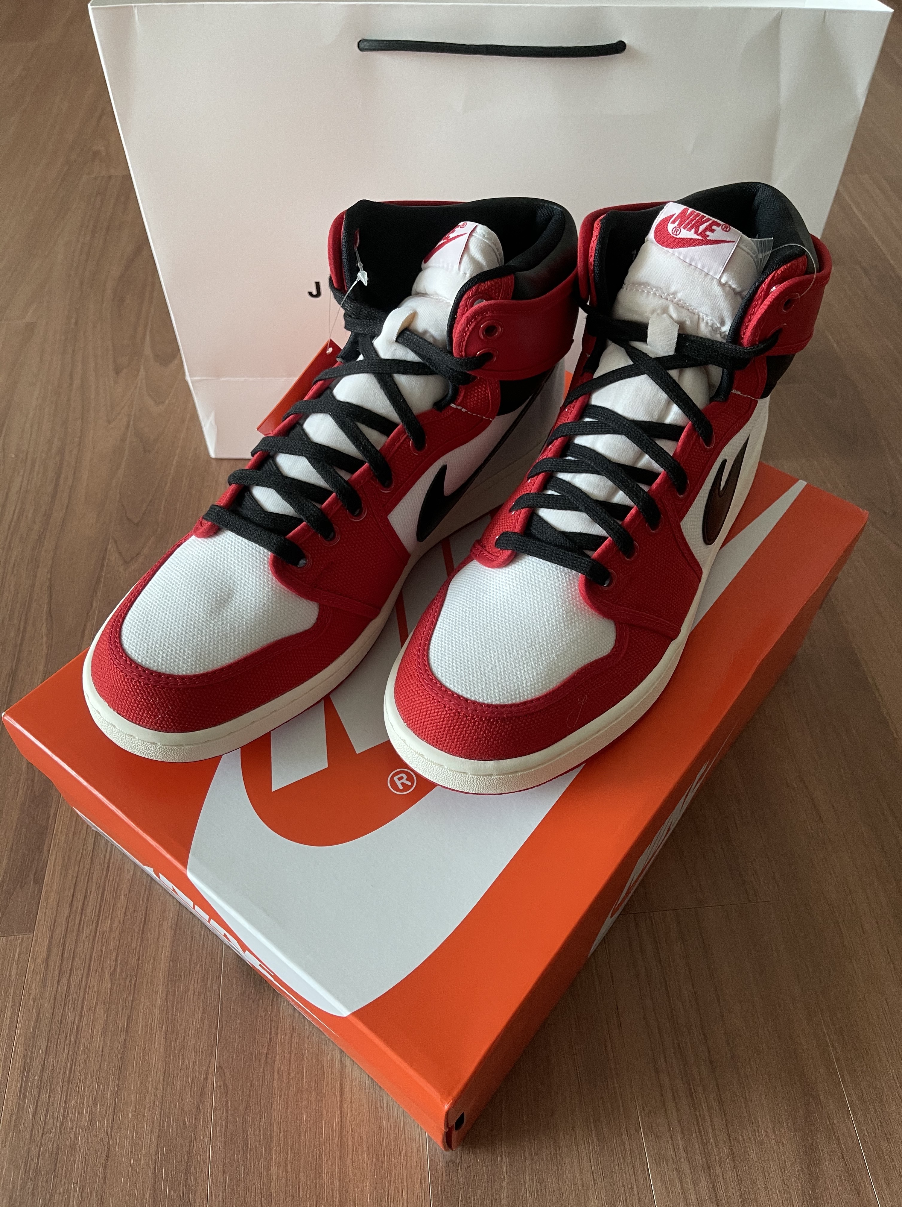 Jordan 1 KO Chicago 2021 착용 스타일 - 2