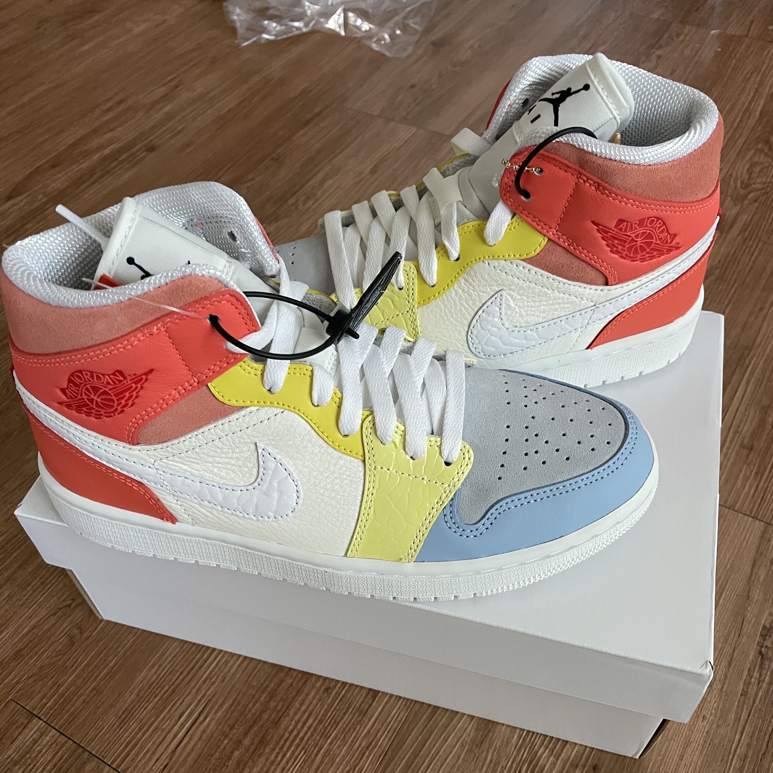 (W) Jordan 1 Mid To My First Coach 착용 스타일