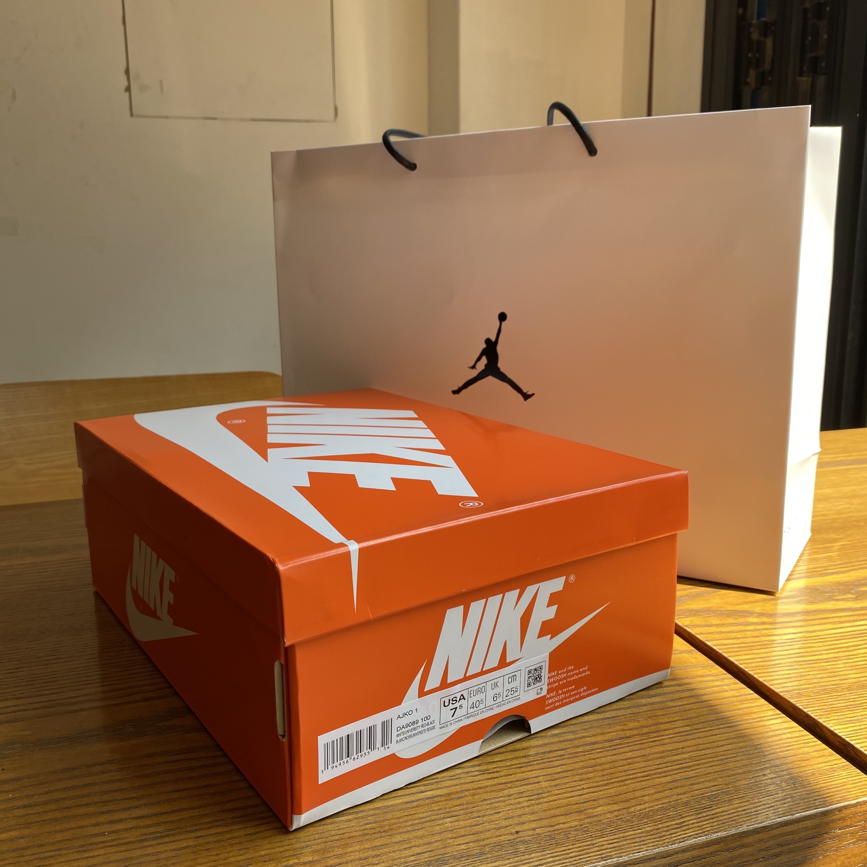 Jordan 1 KO Chicago 2021 착용 스타일 - 2