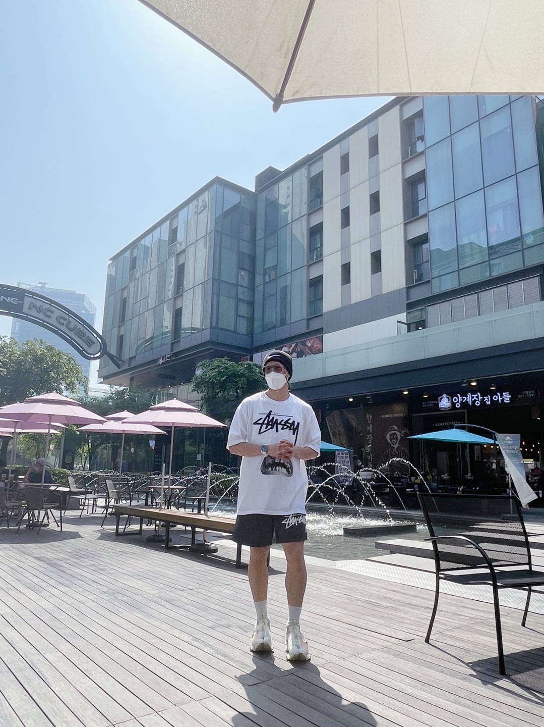 Nike x Stussy Water Shorts Off Noir, Stussy x Rick Owens 40 WT T-Shirt 착용 스타일 - 1