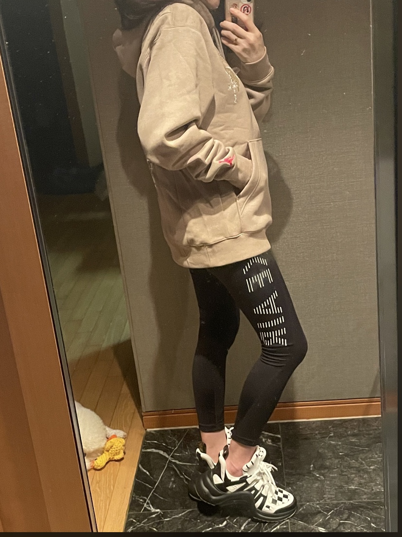 Jordan x Travis Scott Pullover Hoodie - Asia 착용 스타일 - 4