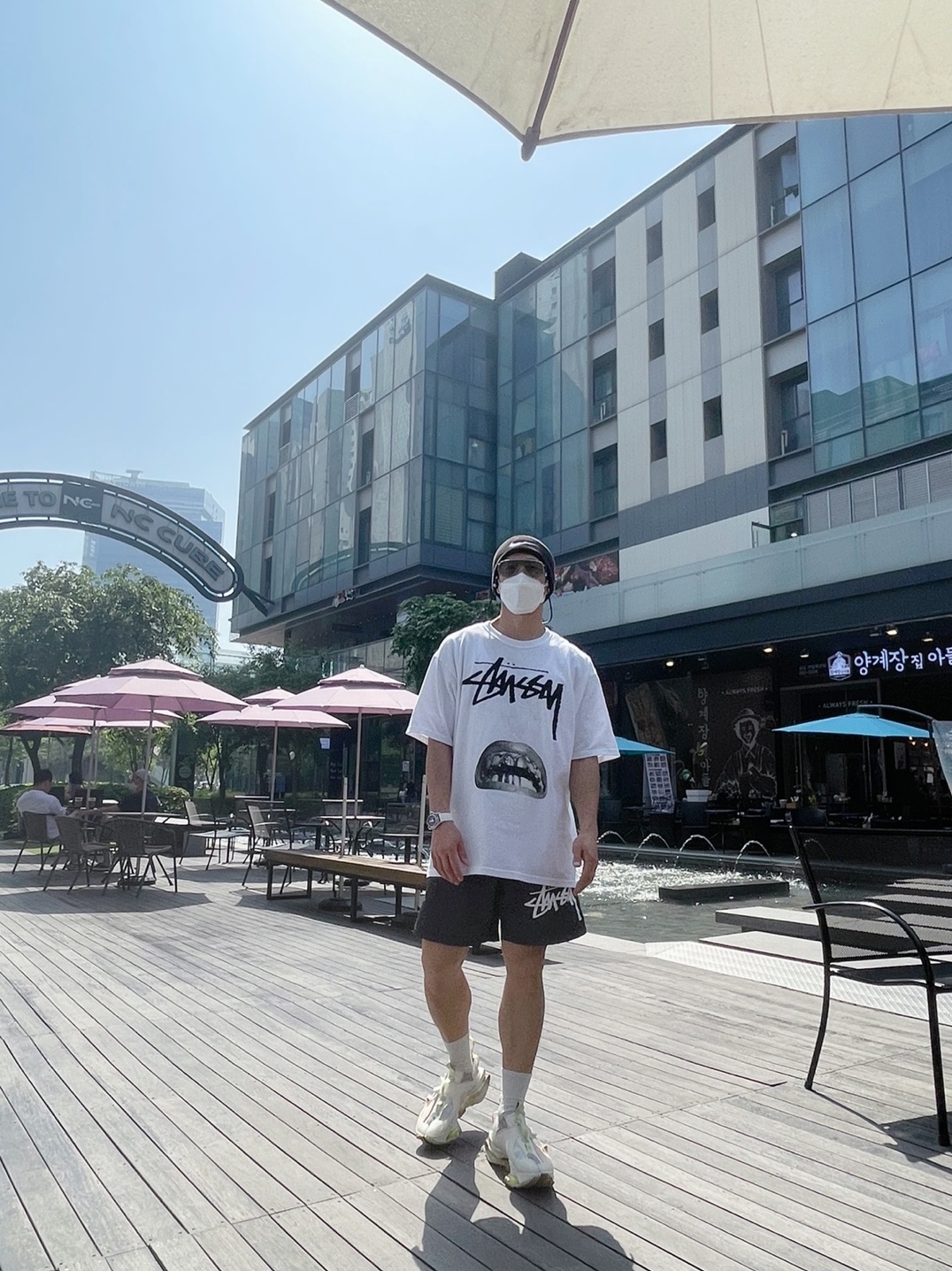 Nike x Stussy Water Shorts Off Noir, Stussy x Rick Owens 40 WT T-Shirt 착용 스타일 - 3