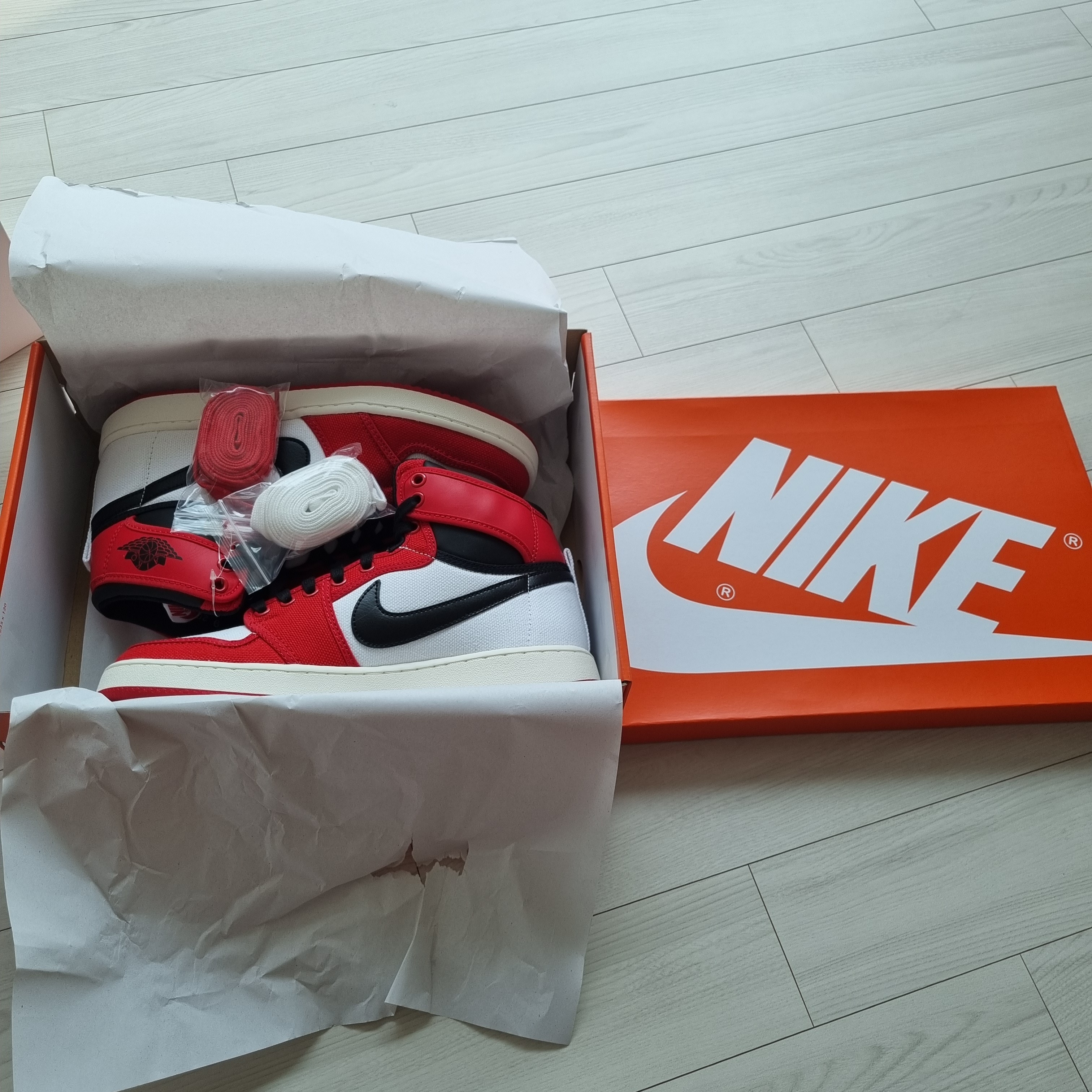 Jordan 1 KO Chicago 2021 착용 스타일 - 1