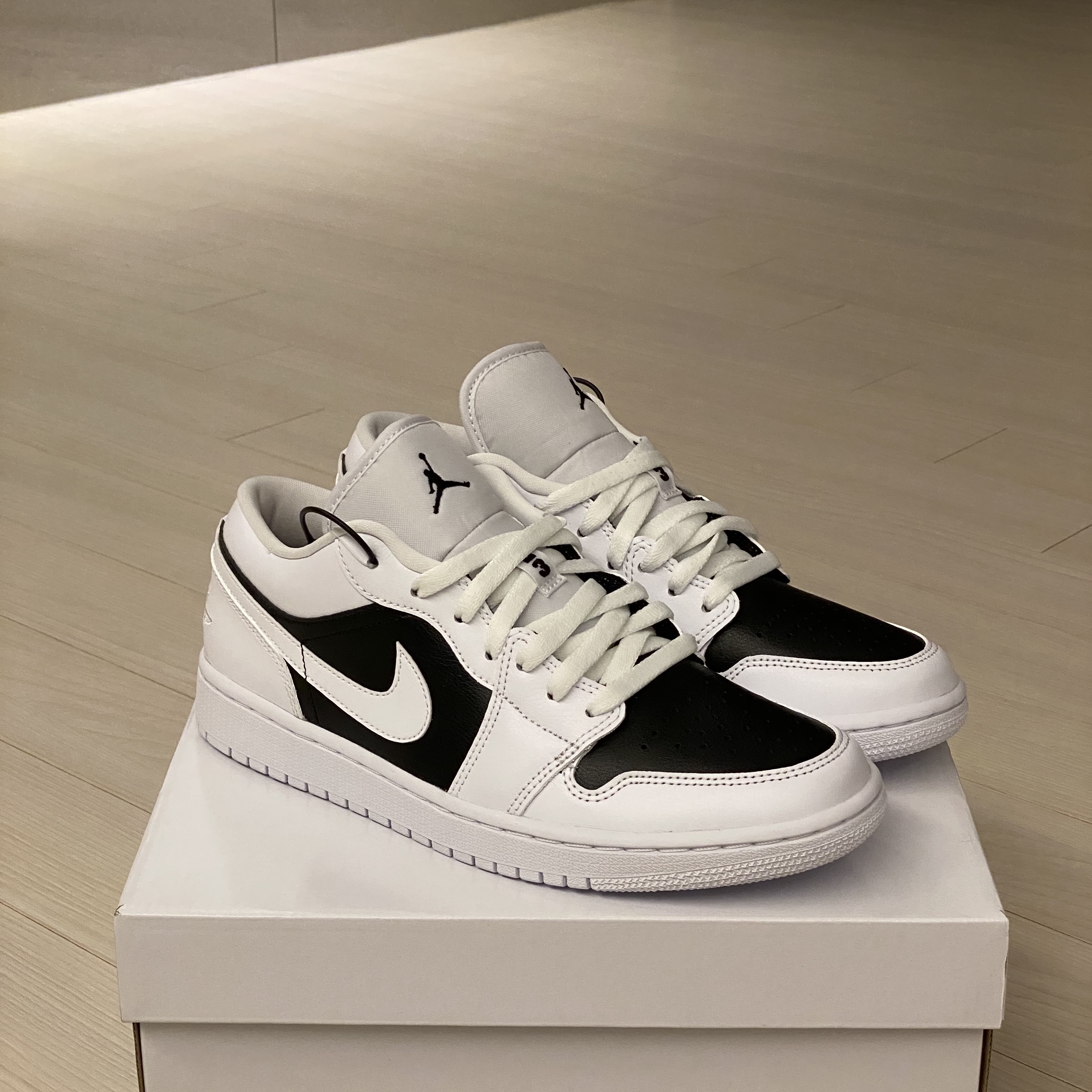 (W) Jordan 1 Low Panda 착용 스타일