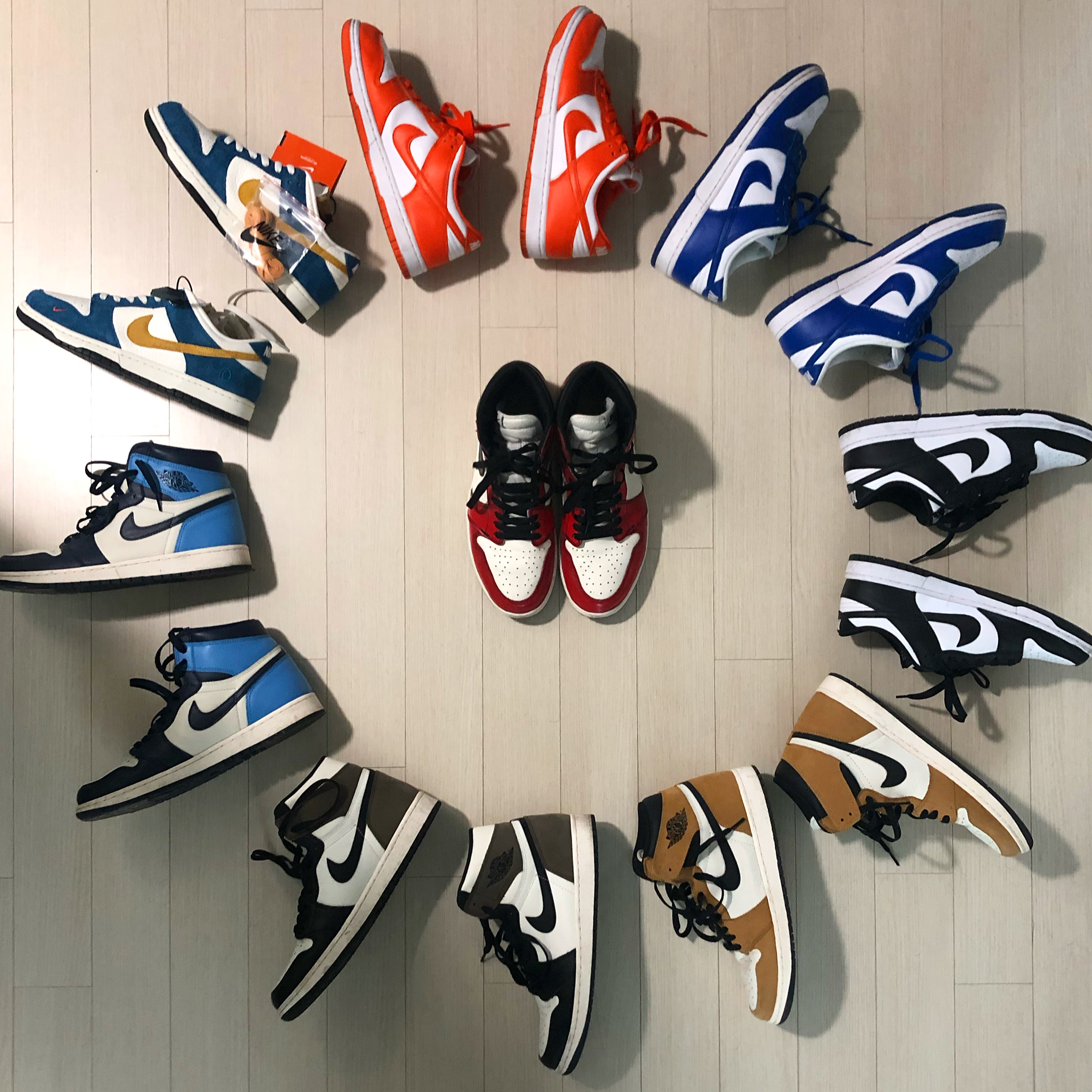 Jordan 1 Retro High Rookie of the Year, Nike Dunk Low Retro Black 착용 스타일