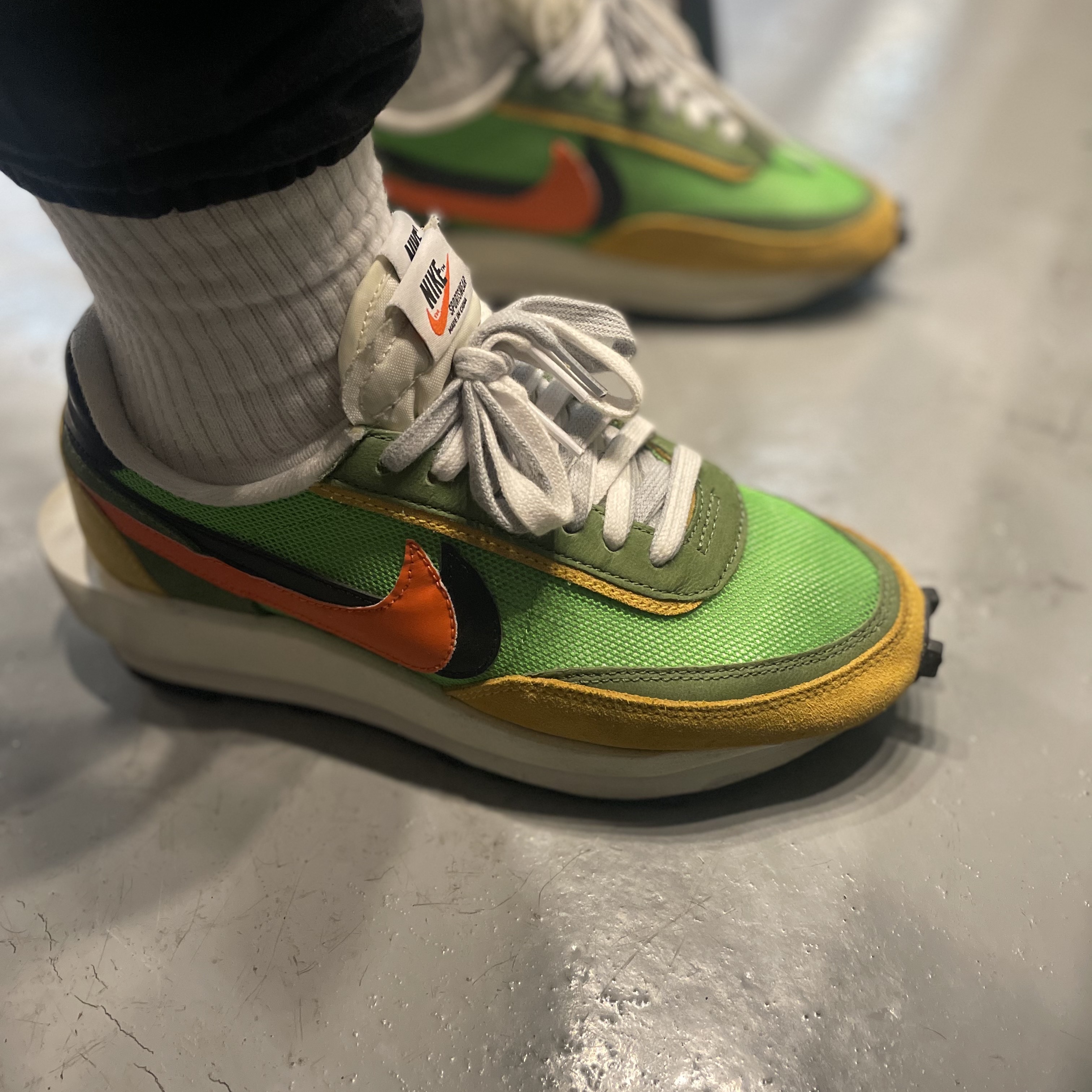 Nike x Sacai LDWaffle Green Multi 착용 스타일