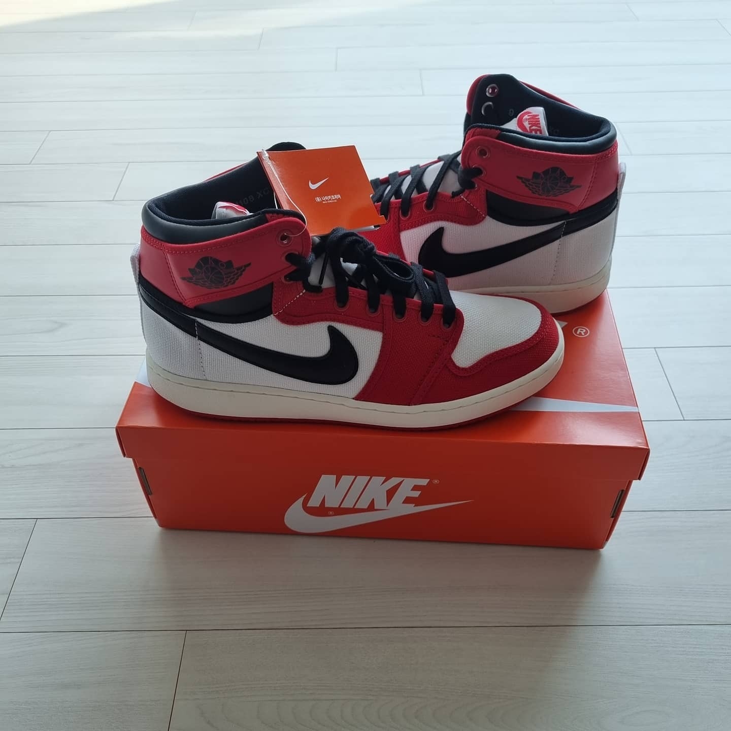 Jordan 1 KO Chicago 2021 착용 스타일 - 3