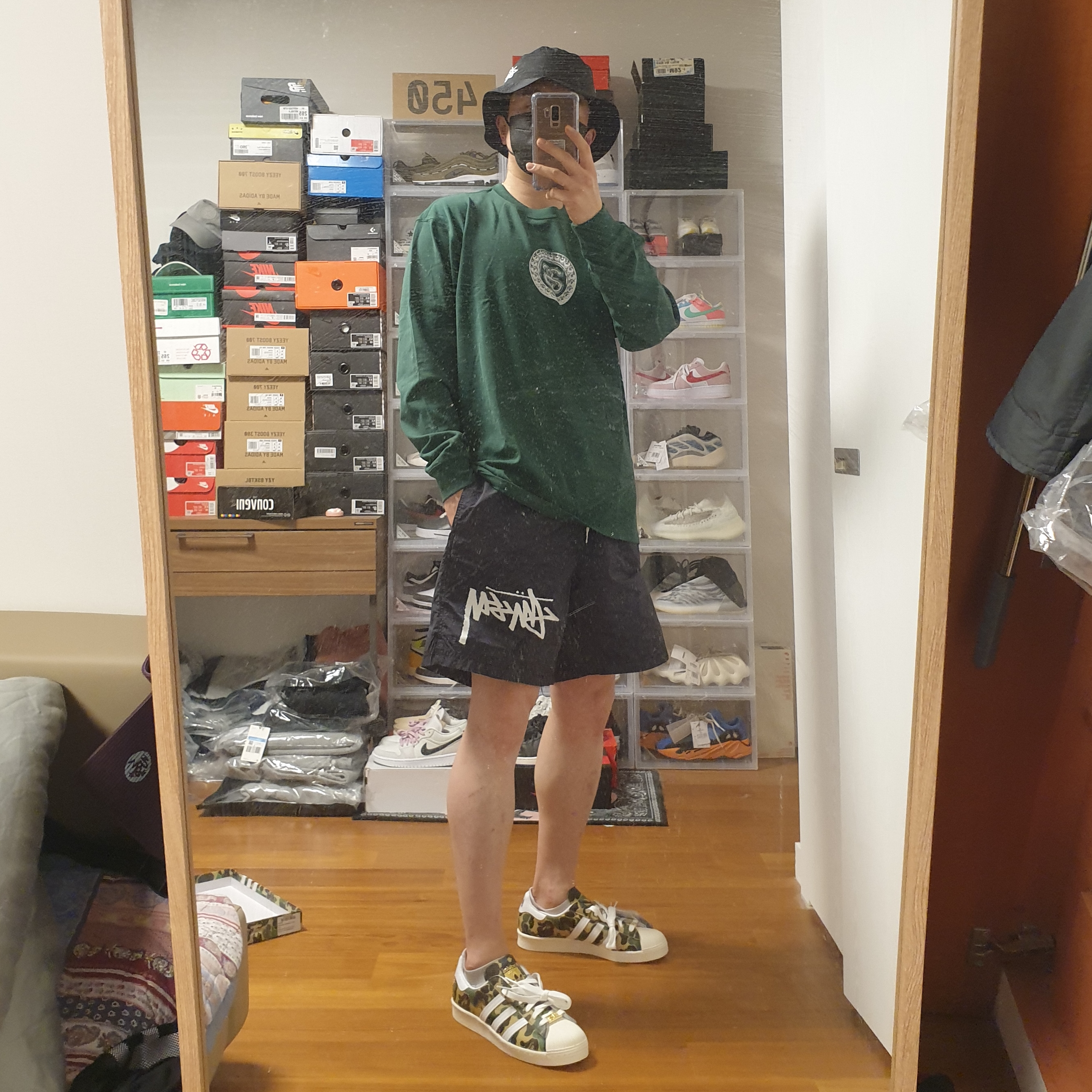 Adidas x BAPE Superstar 80s Green Camo, Nike x Stussy Water Shorts Off Noir 착용 스타일 - 1