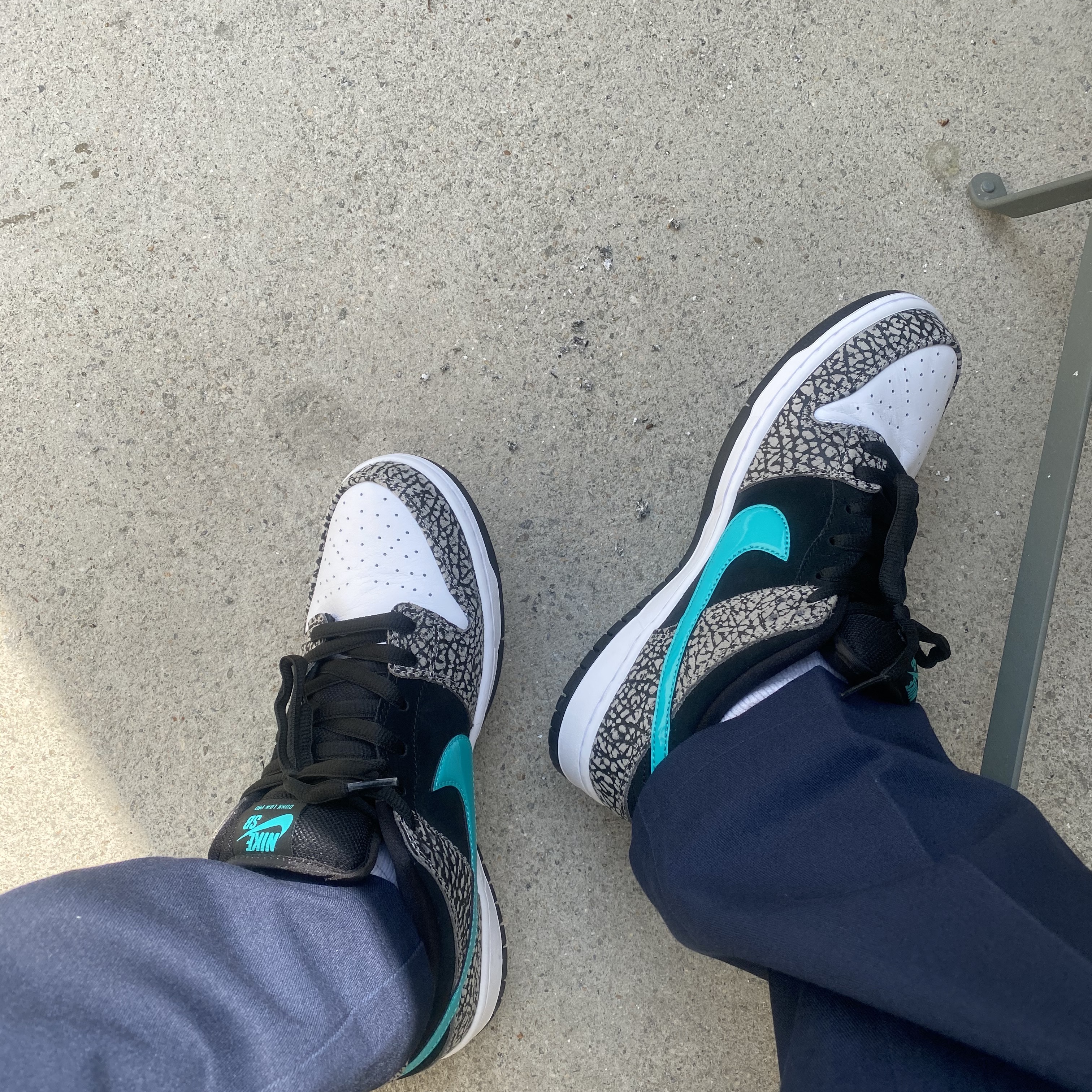 Nike SB Dunk Low Pro Clear Jade 착용 스타일 - 1