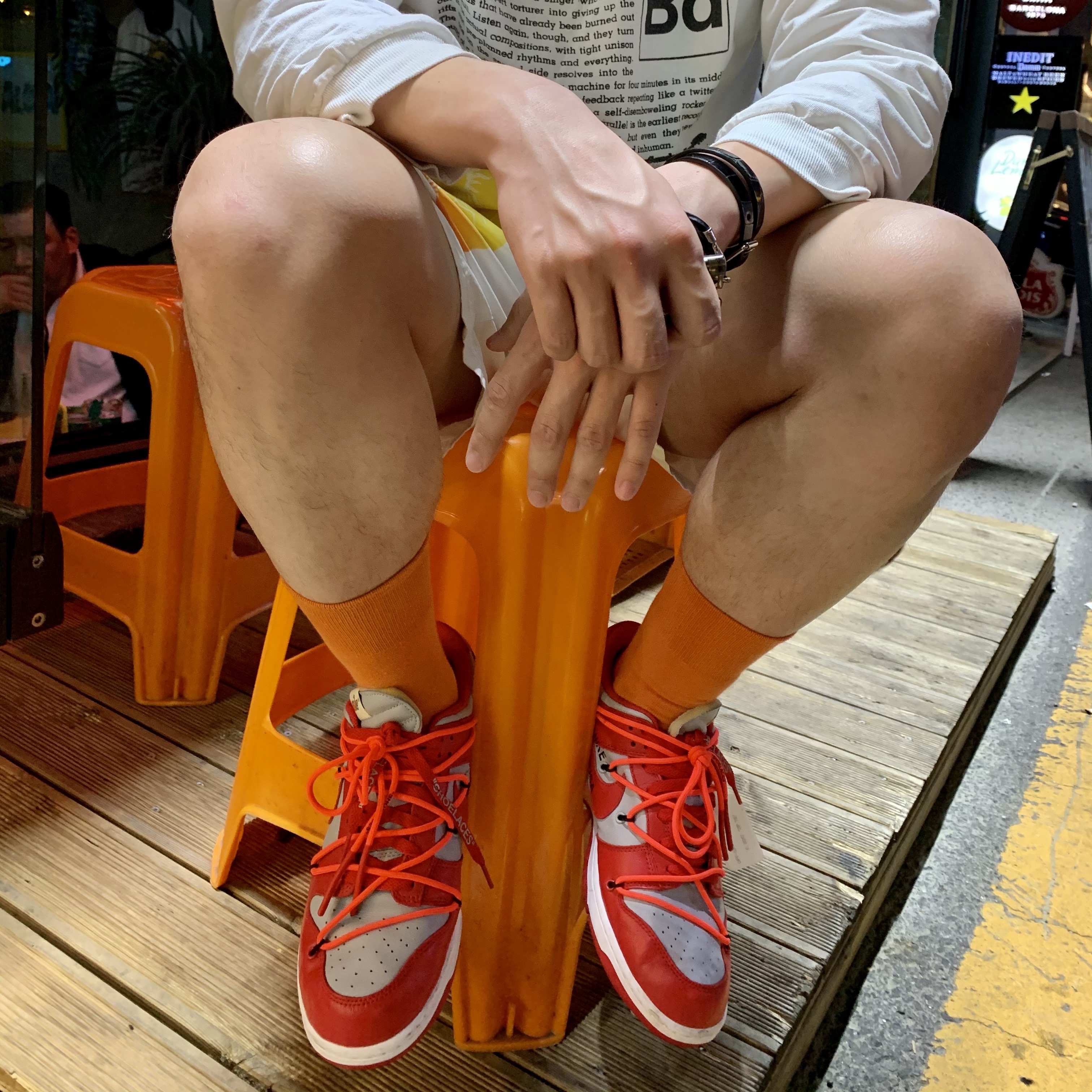 Nike x Off-White Dunk Low University Red 착용 스타일 - 2