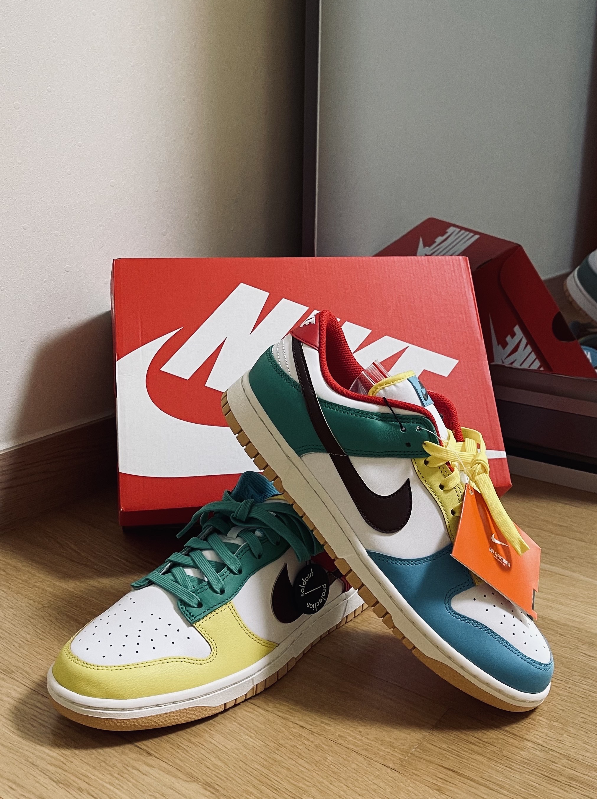 Nike Dunk Low SE Free.99 White 착용 스타일