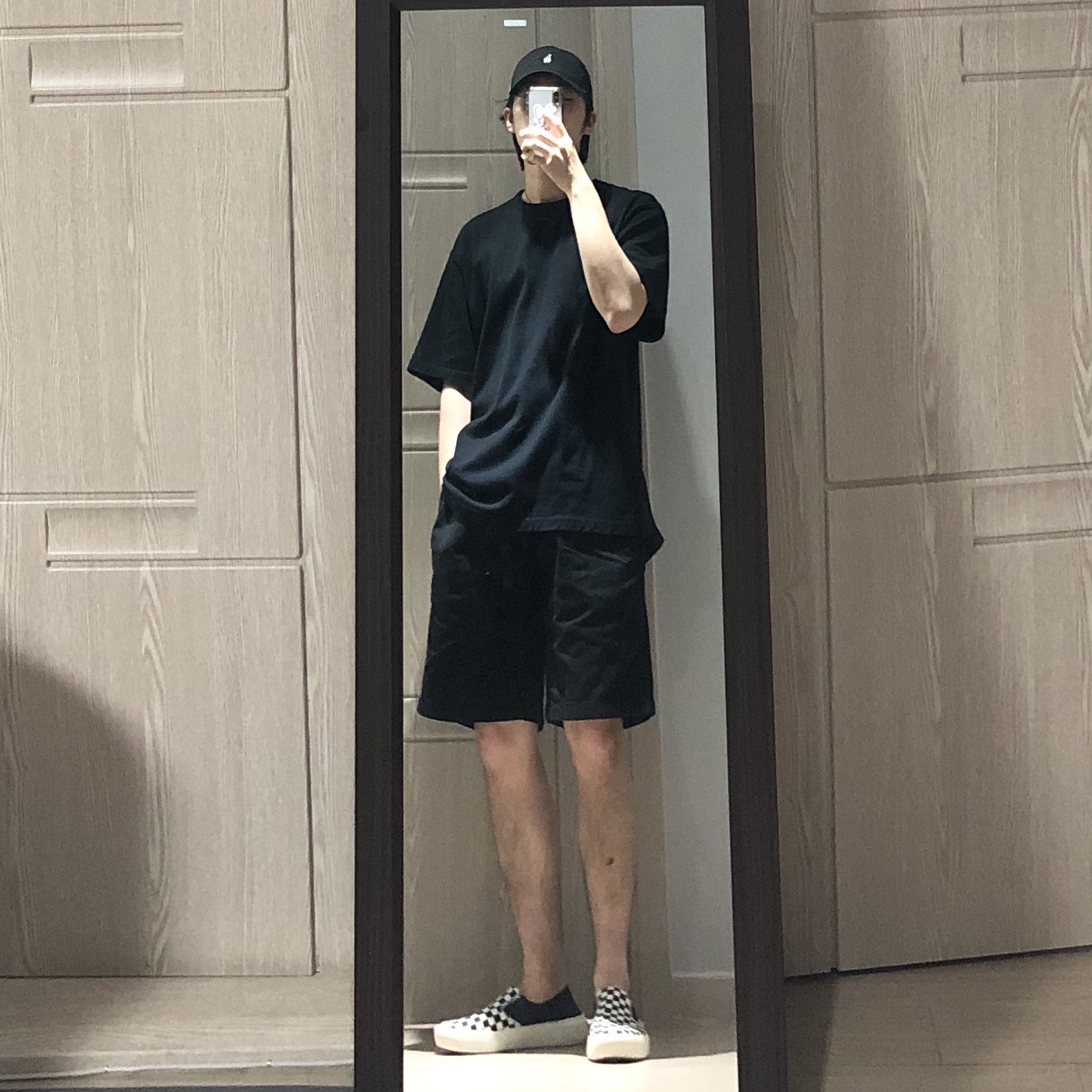 Vans Checkerboard Comfycush One Black 착용 스타일