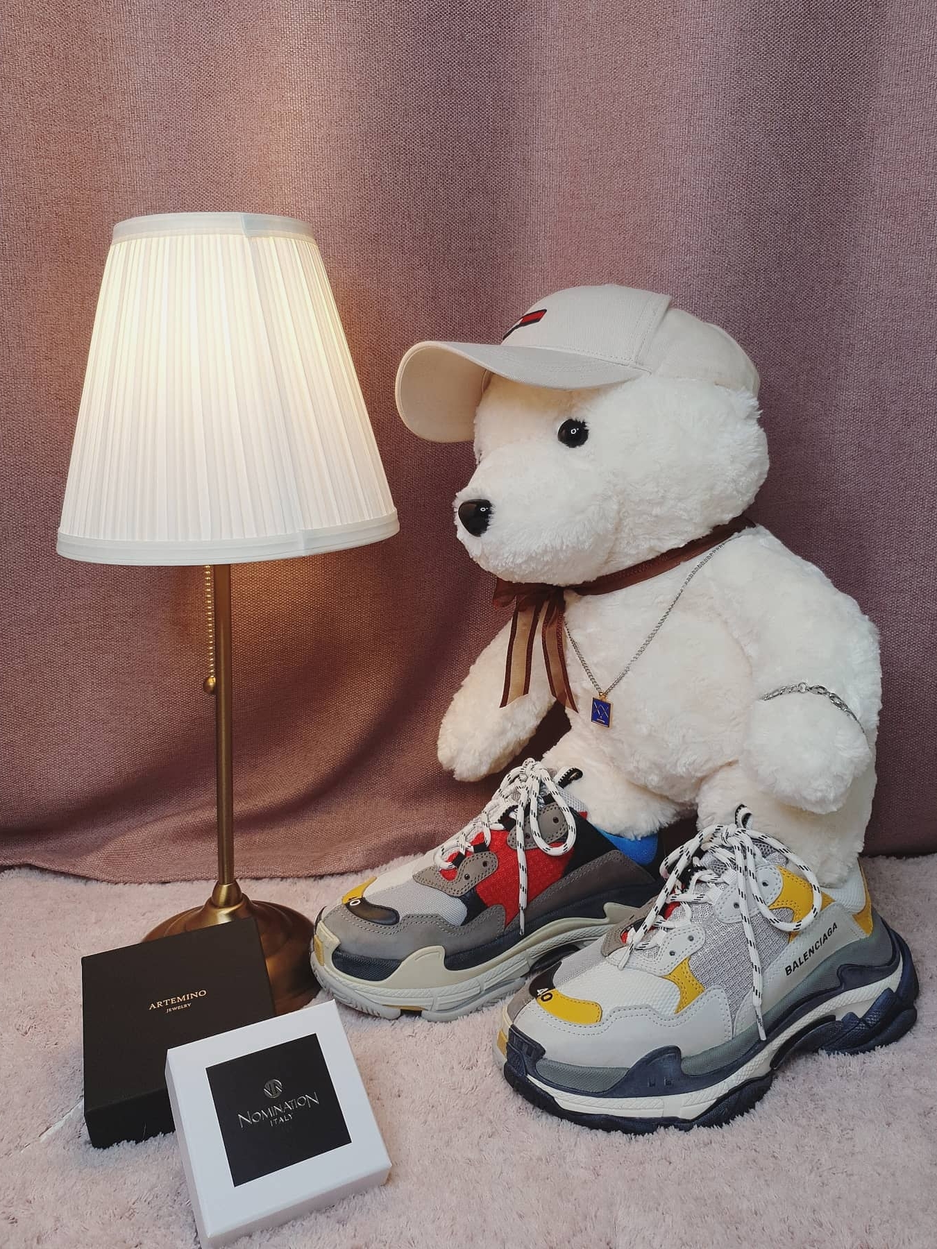 Balenciaga Triple S Grey Red Blue 2018 Reissue 착용 스타일 - 3