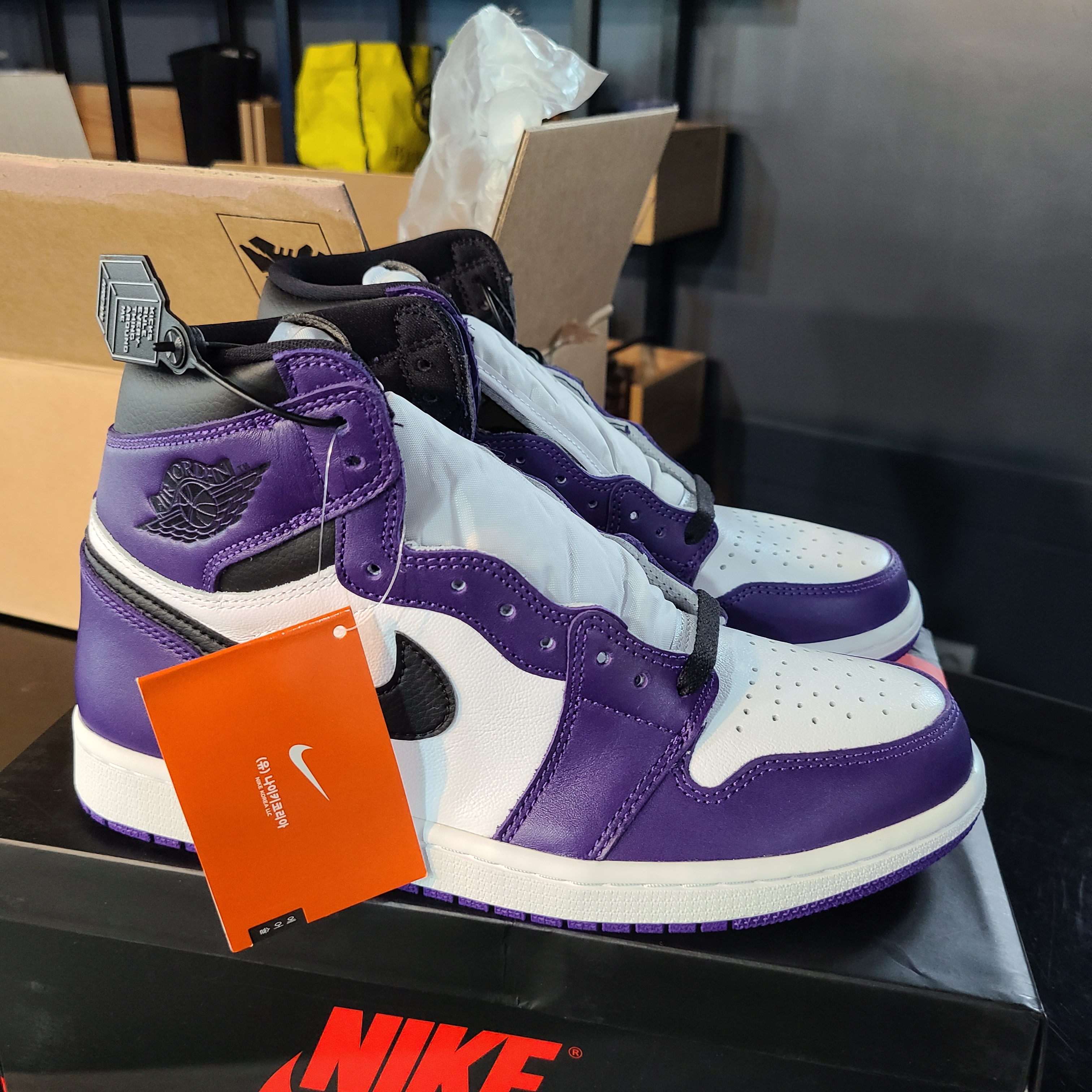 Jordan 1 Retro High OG Court Purple 2020 착용 스타일 - 1