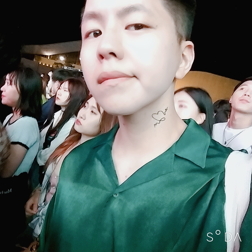 KREAM 프로필 이미지
