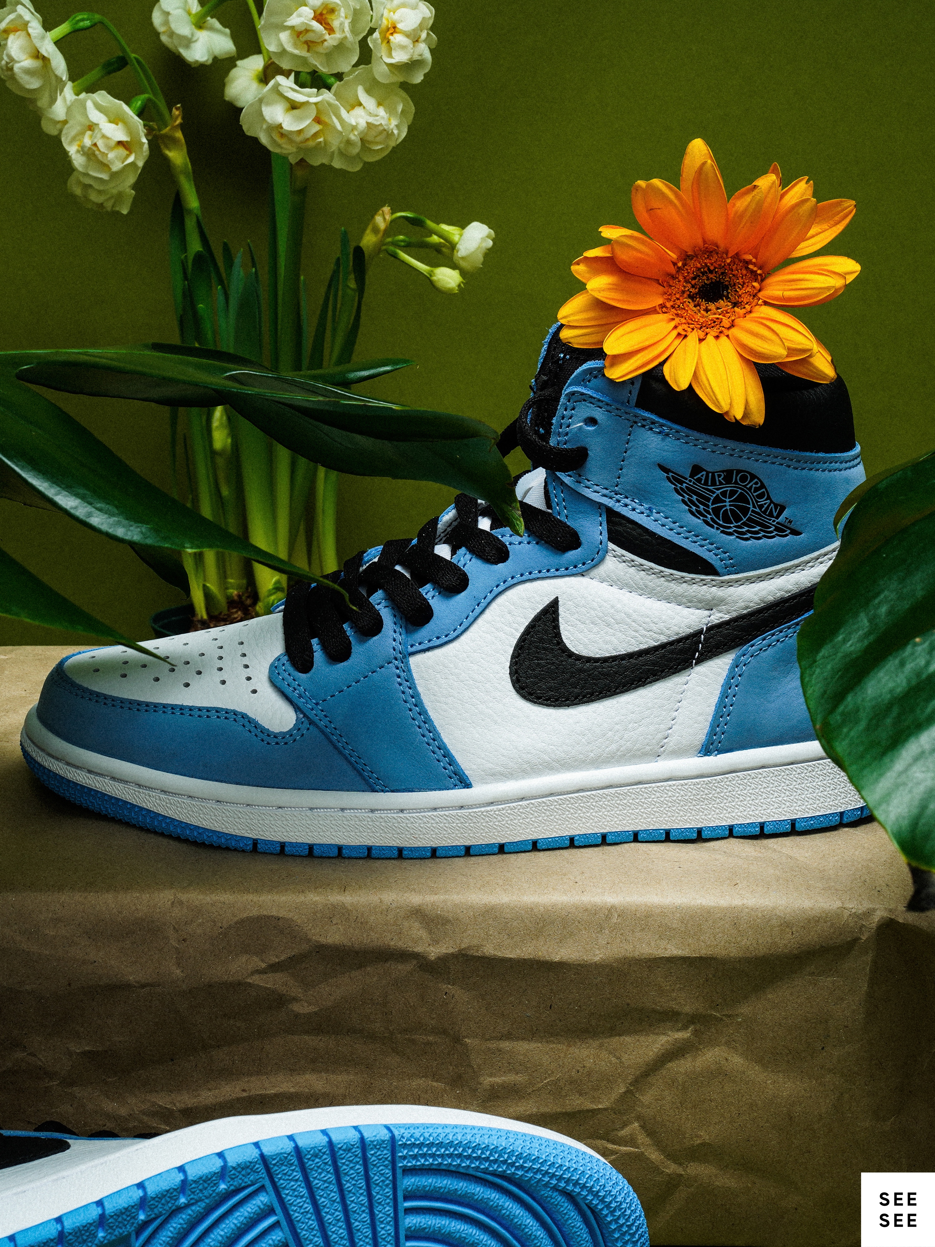 Jordan 1 Retro High OG University Blue 착용 스타일 - 2