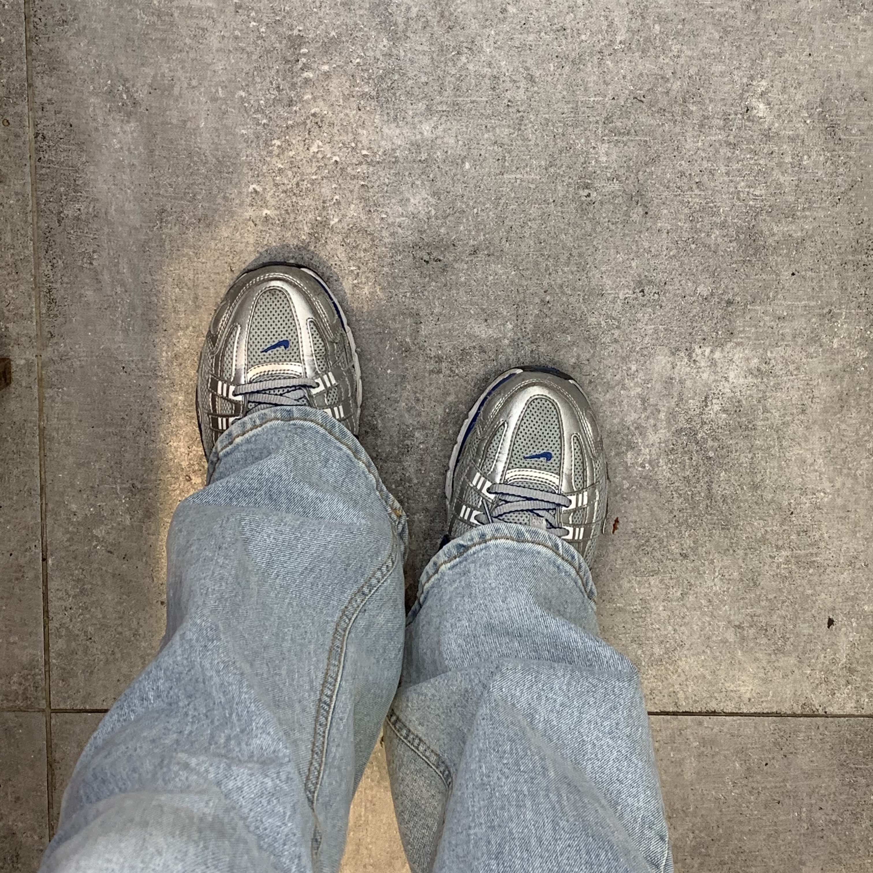 (W) Nike P-6000 Laser Blue 착용 스타일
