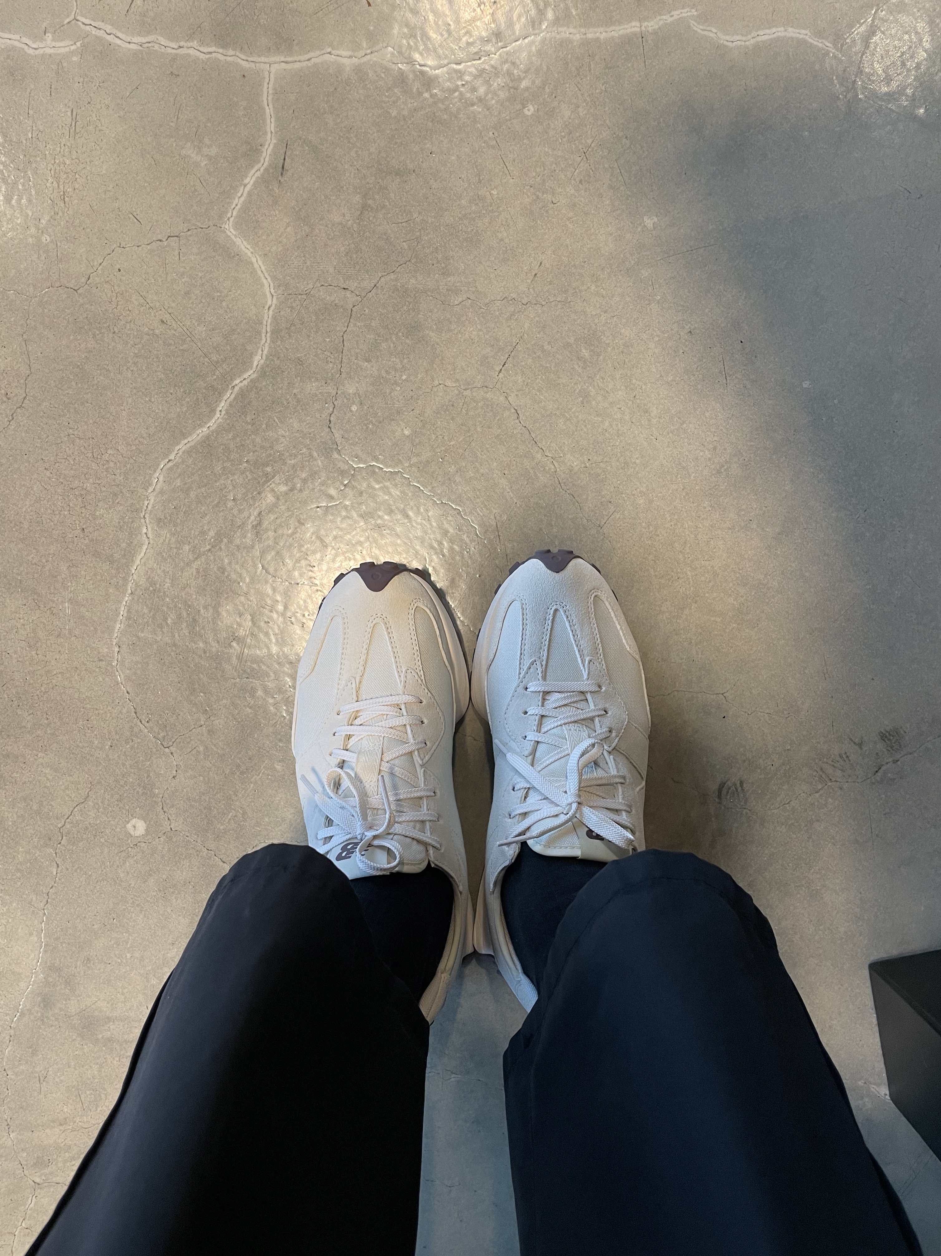 (W) New Balance 327 Angora 착용 스타일