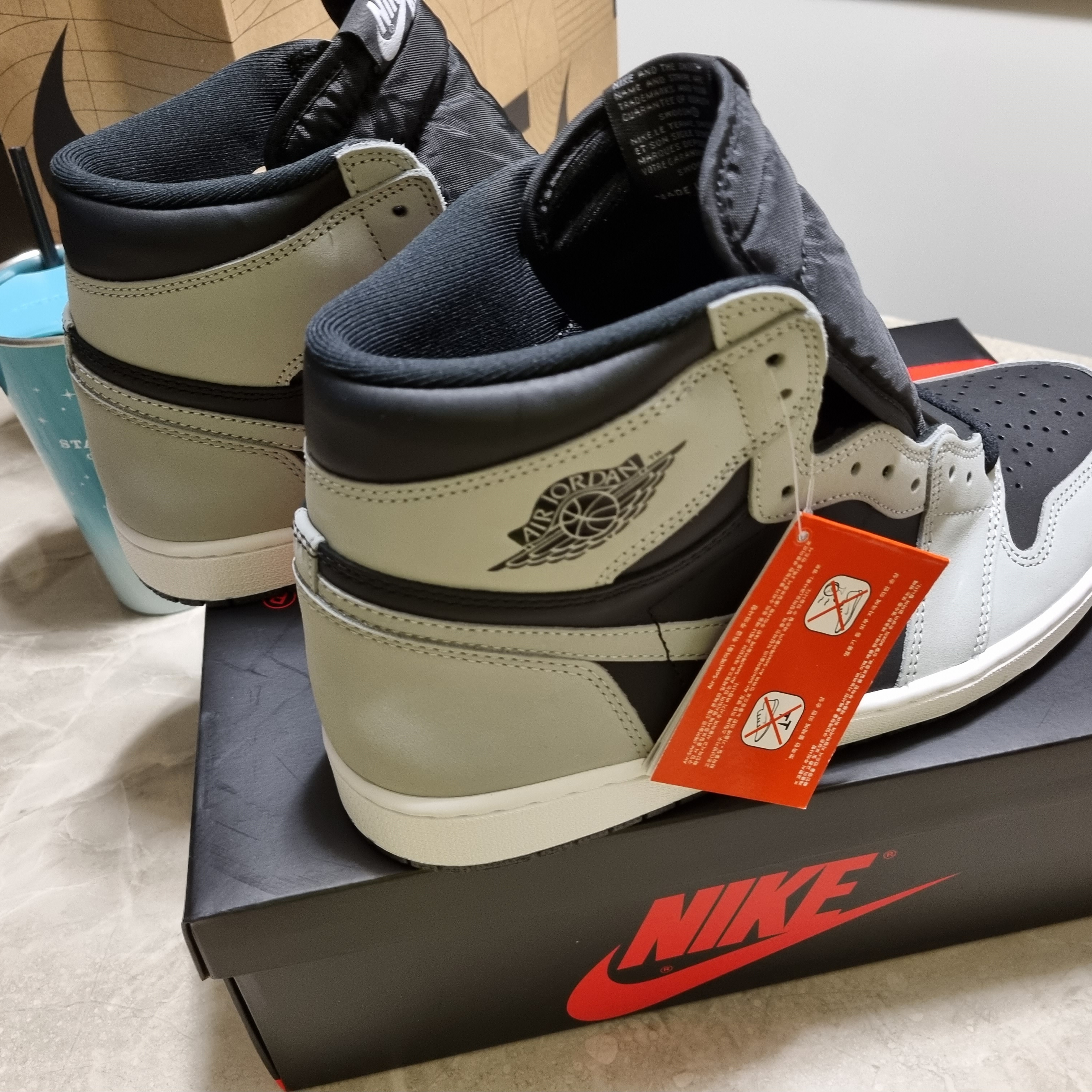 Jordan 1 Retro High OG Shadow 2.0 착용 스타일 - 1