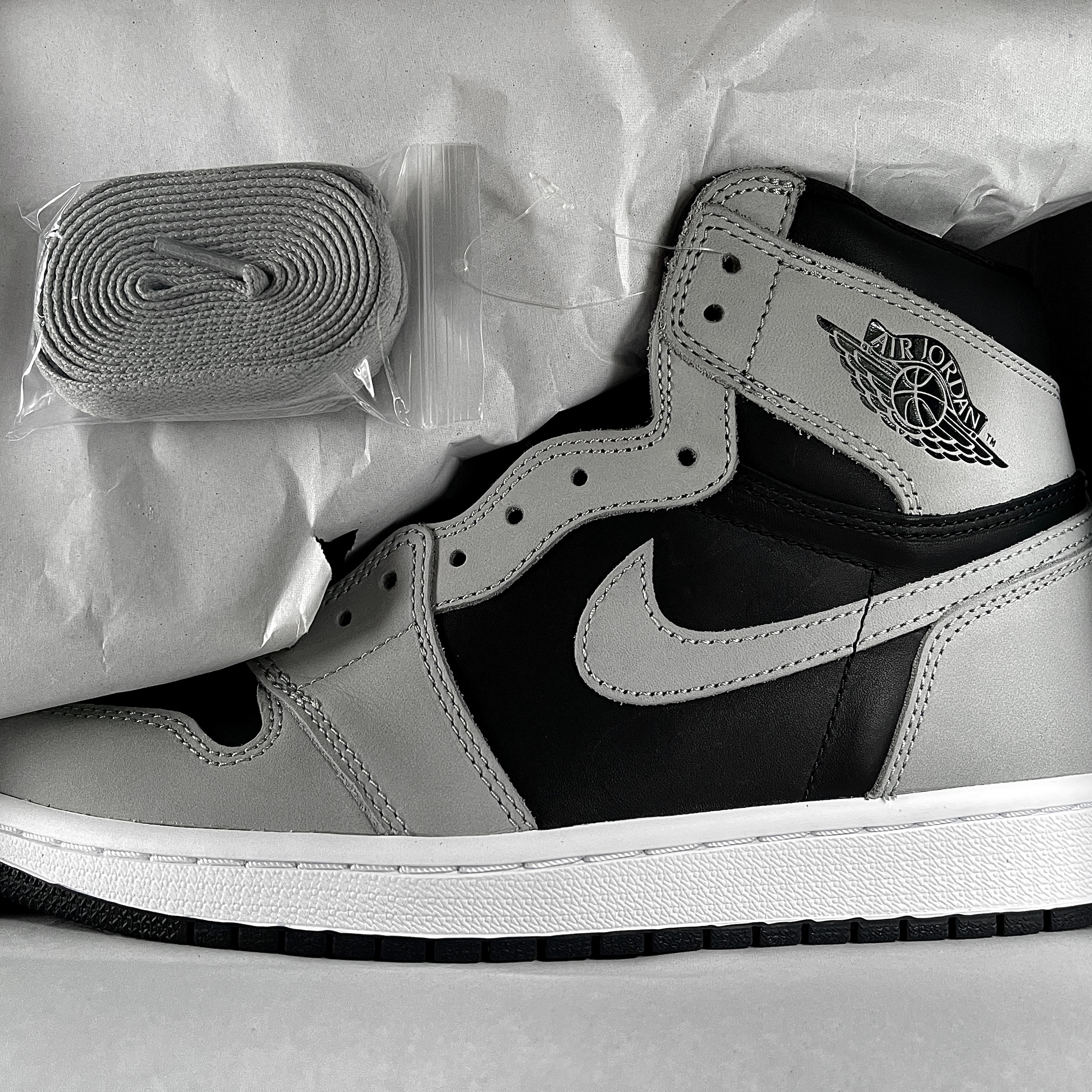 Jordan 1 Retro High OG Shadow 2.0 착용 스타일 - 2