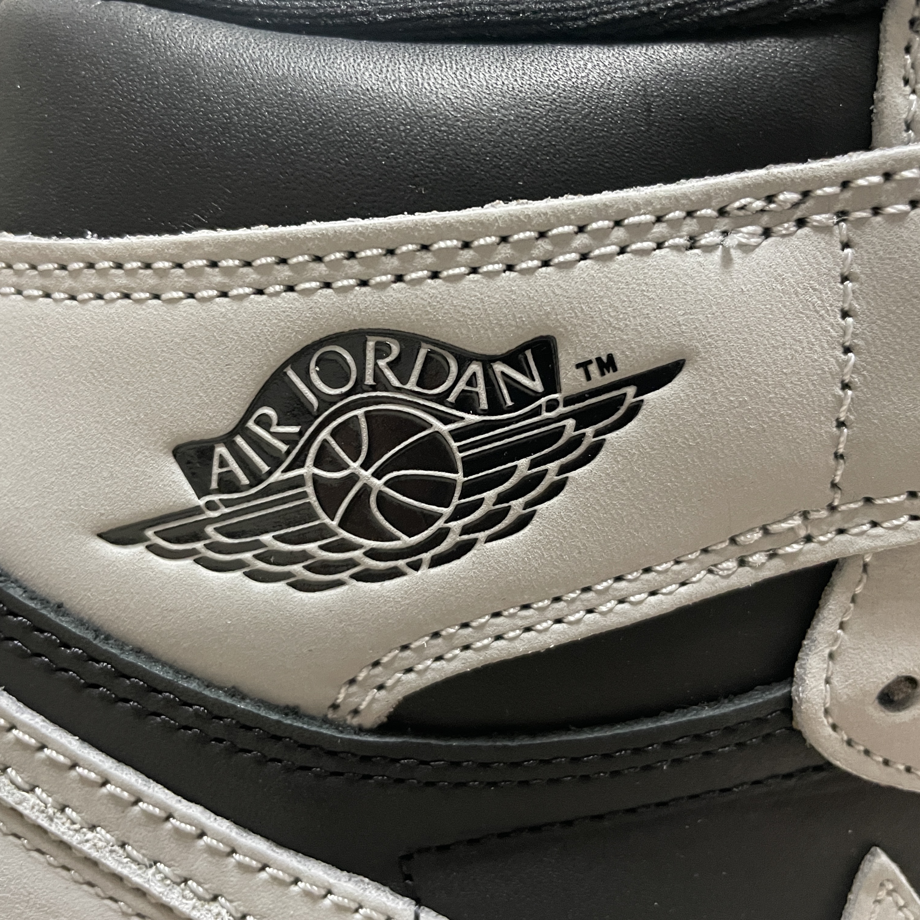 Jordan 1 Retro High OG Shadow 2.0 착용 스타일