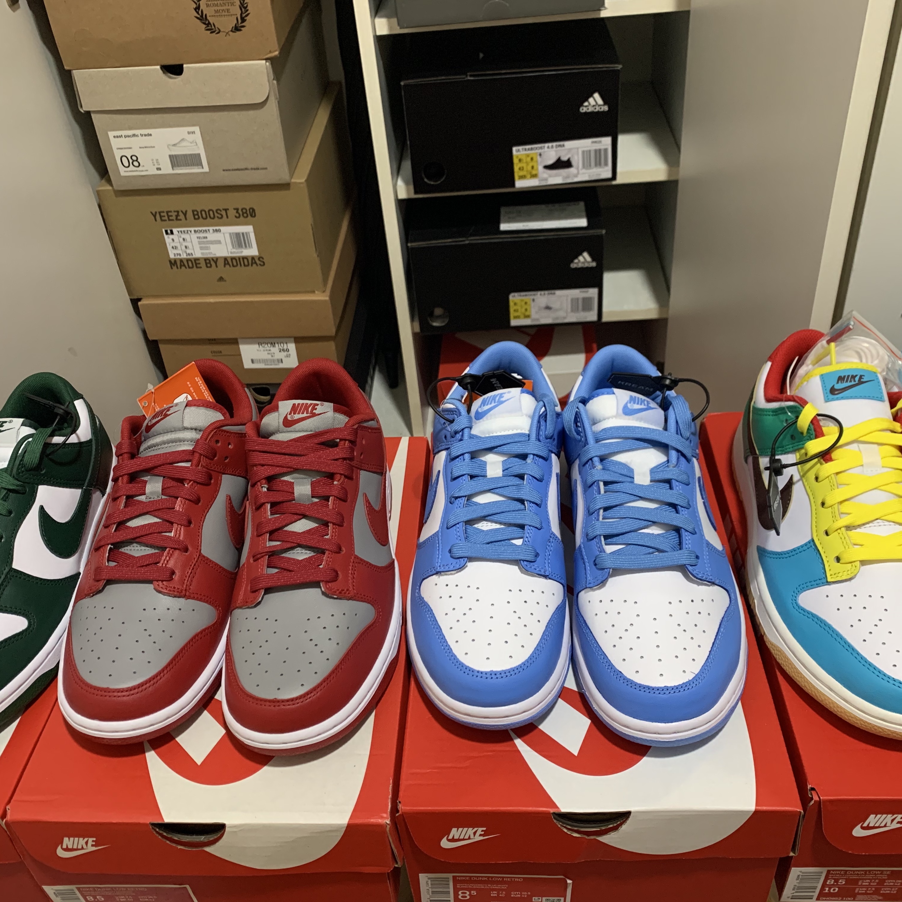 Nike Dunk Low SE Free.99 White, Nike Dunk Low Retro University Blue 착용 스타일