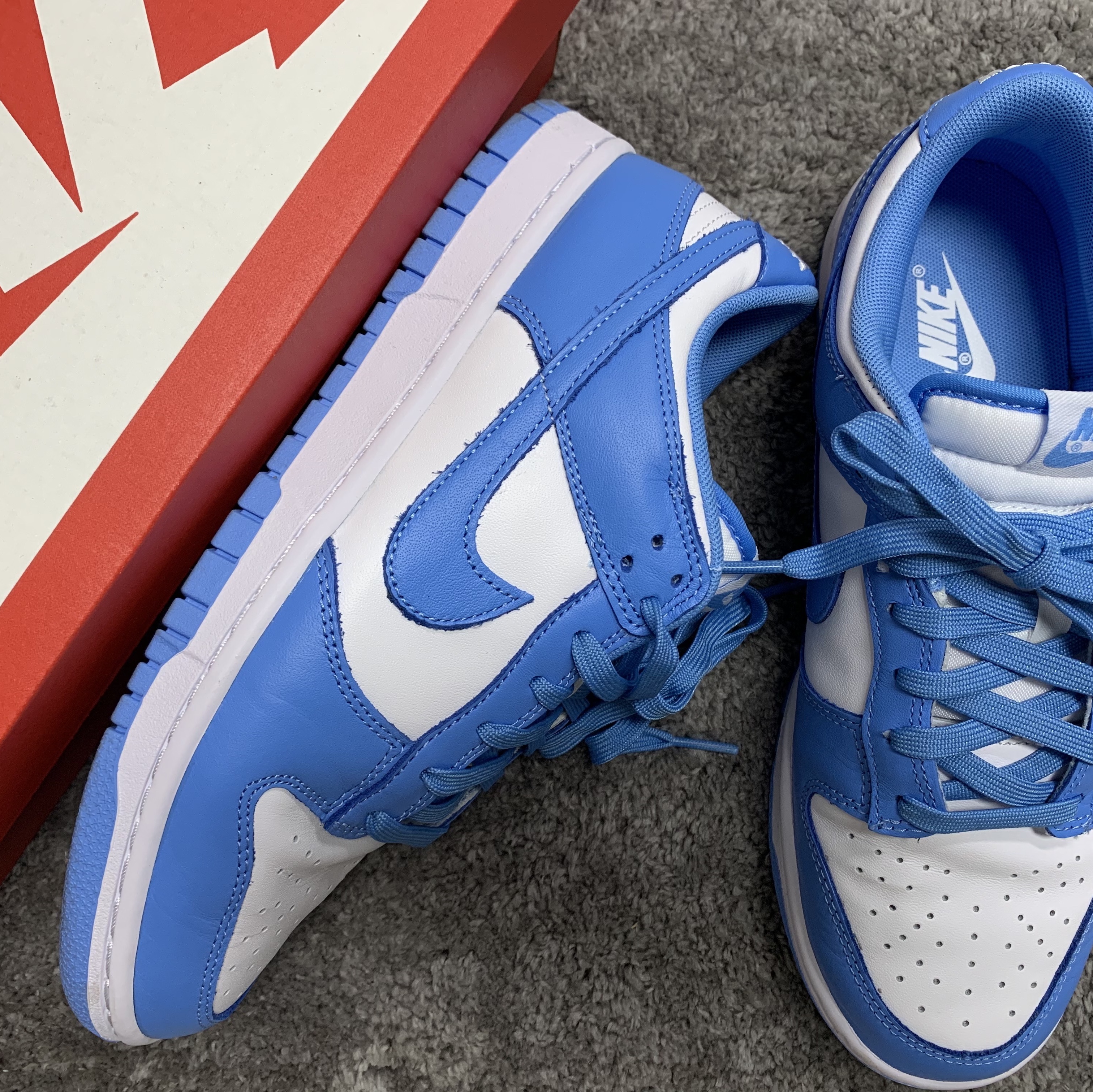 Nike Dunk Low Retro University Blue, Nike Dunk Low Retro Black 착용 스타일 - 1