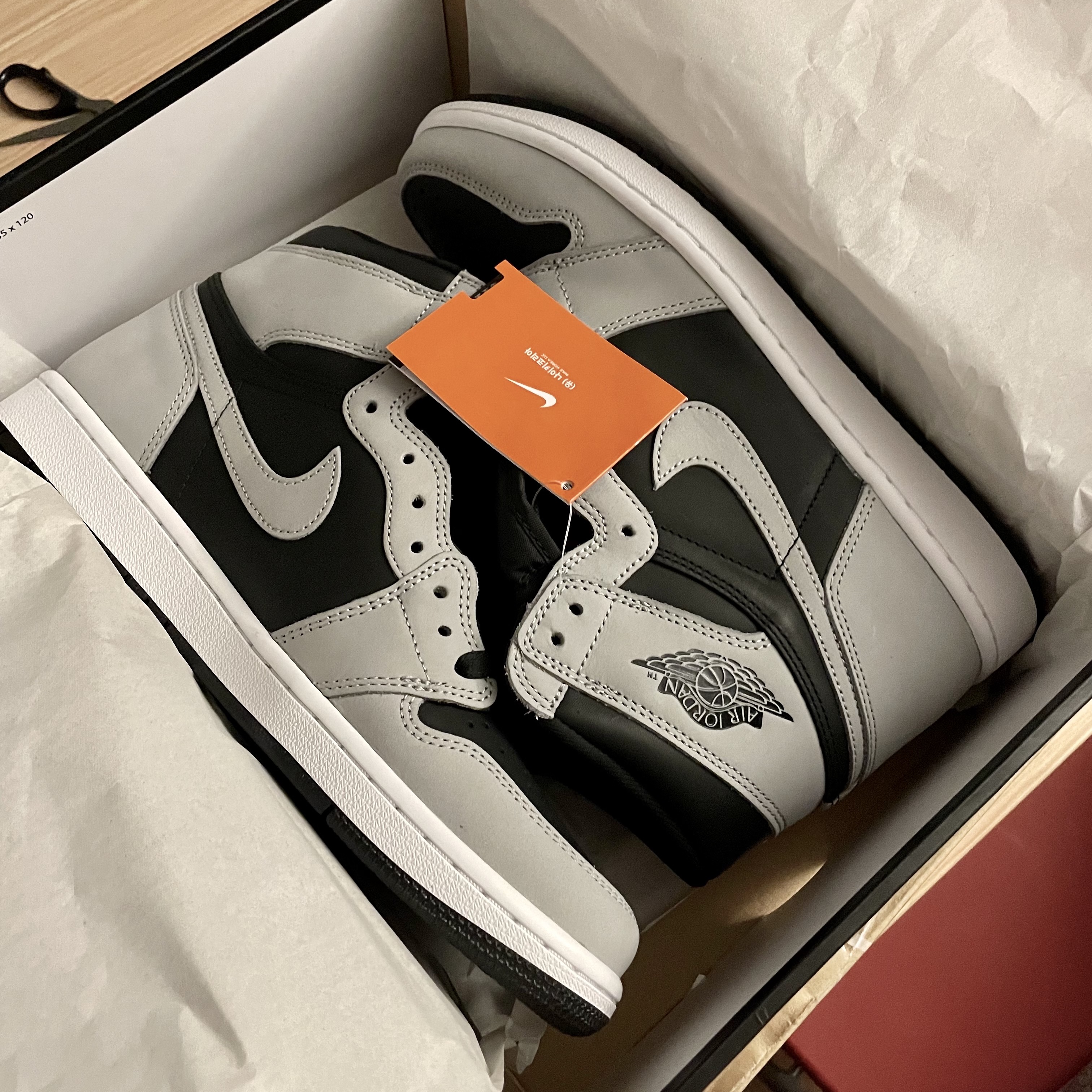 Jordan 1 Retro High OG Shadow 2.0 착용 스타일 - 2