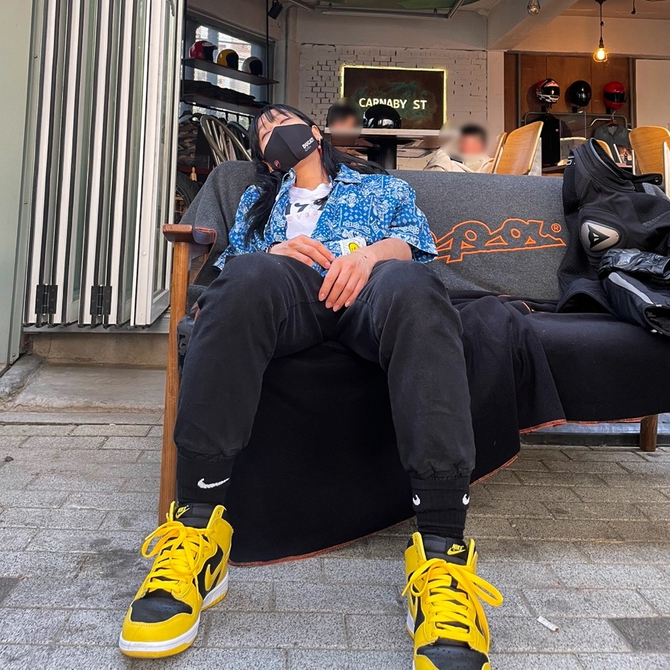 Nike Dunk High SP Maize & Blue 착용 스타일