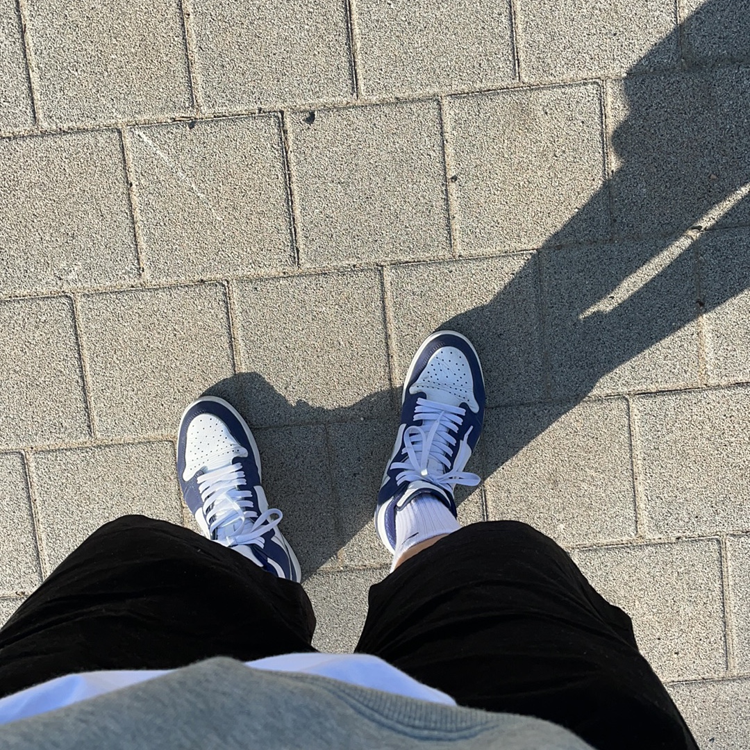 Jordan 1 Retro High OG CO.JP Midnight Navy 착용 스타일