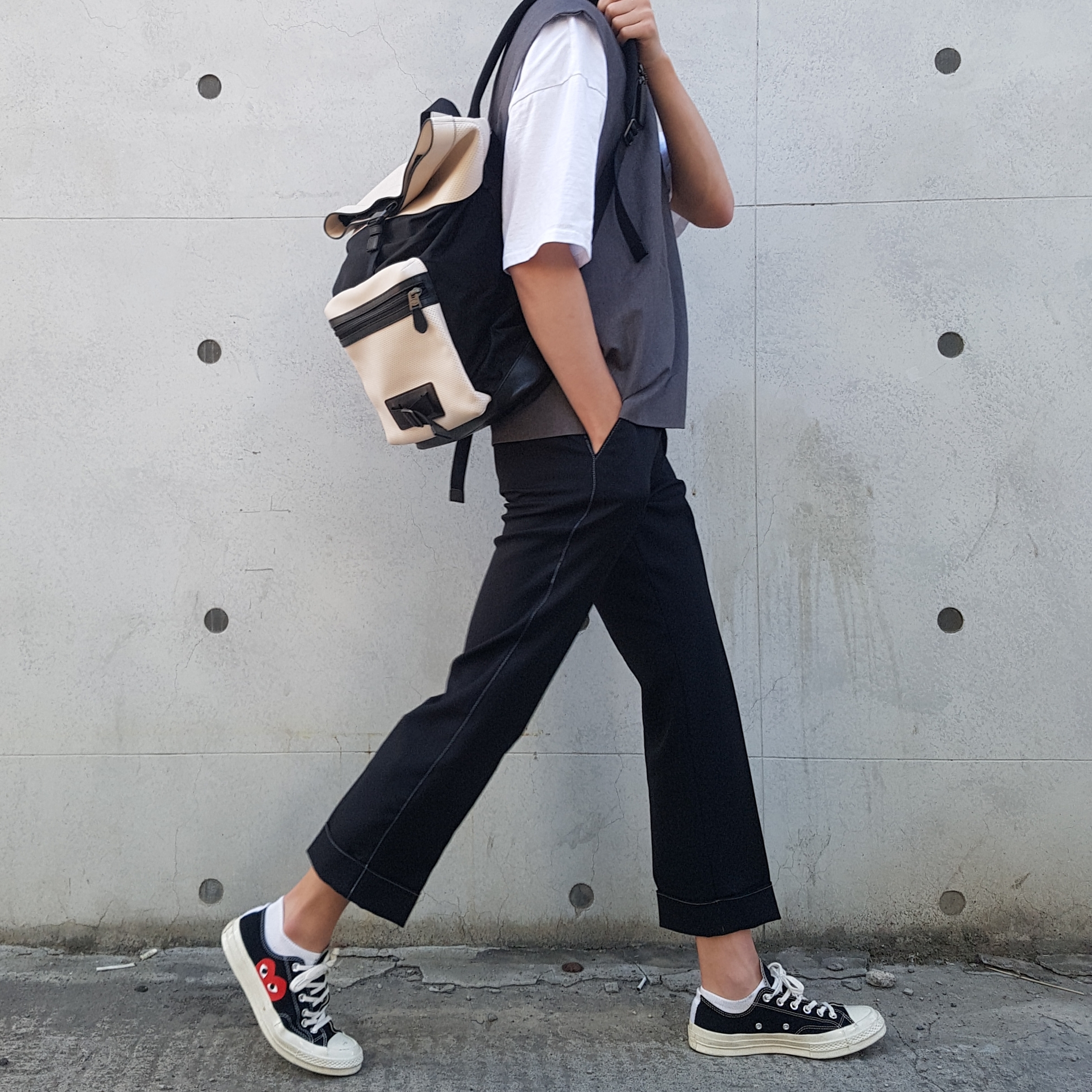 Converse x Play Comme des Garcons Chuck 70 Ox Black 착용 스타일