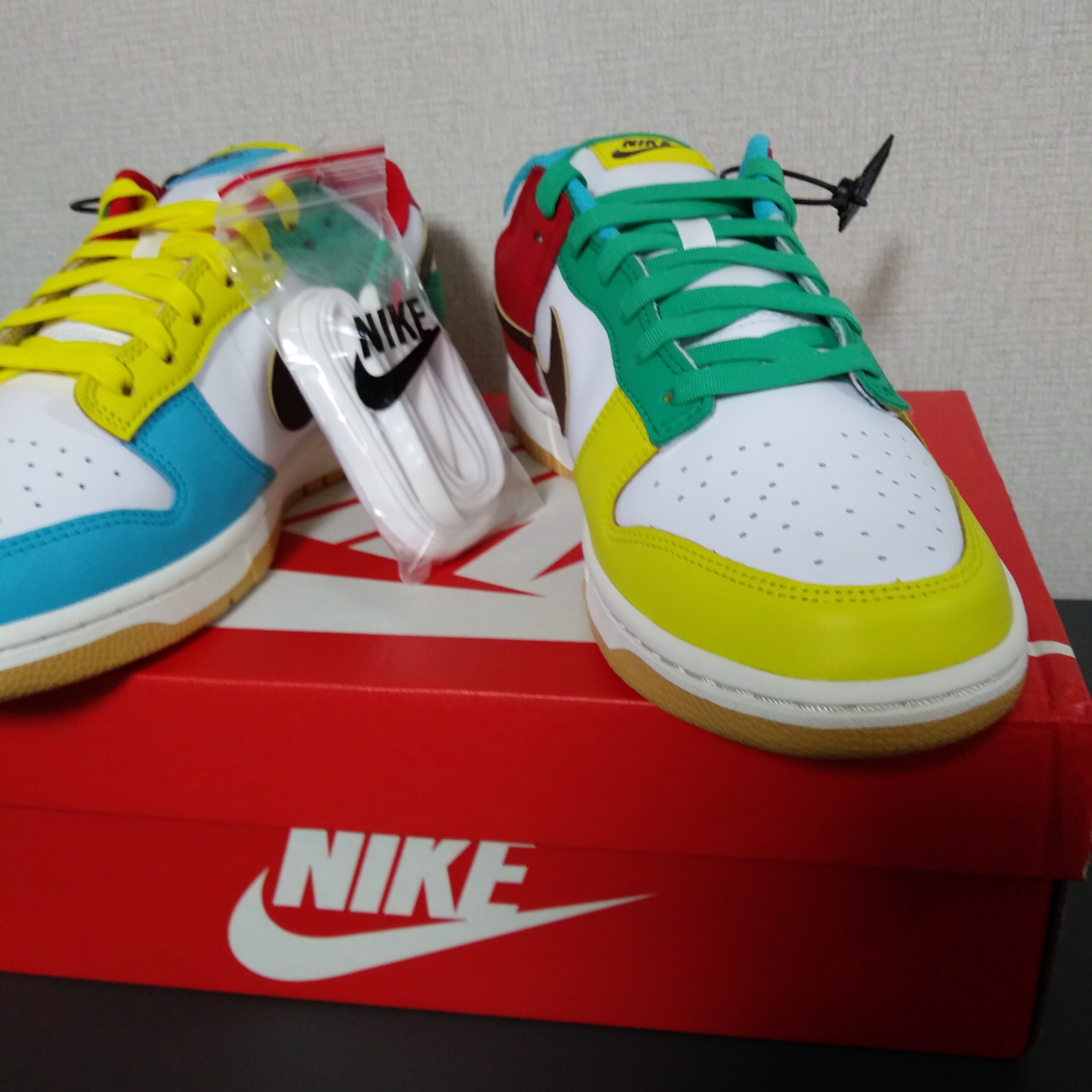 Nike Dunk Low SE Free.99 White 착용 스타일 - 3