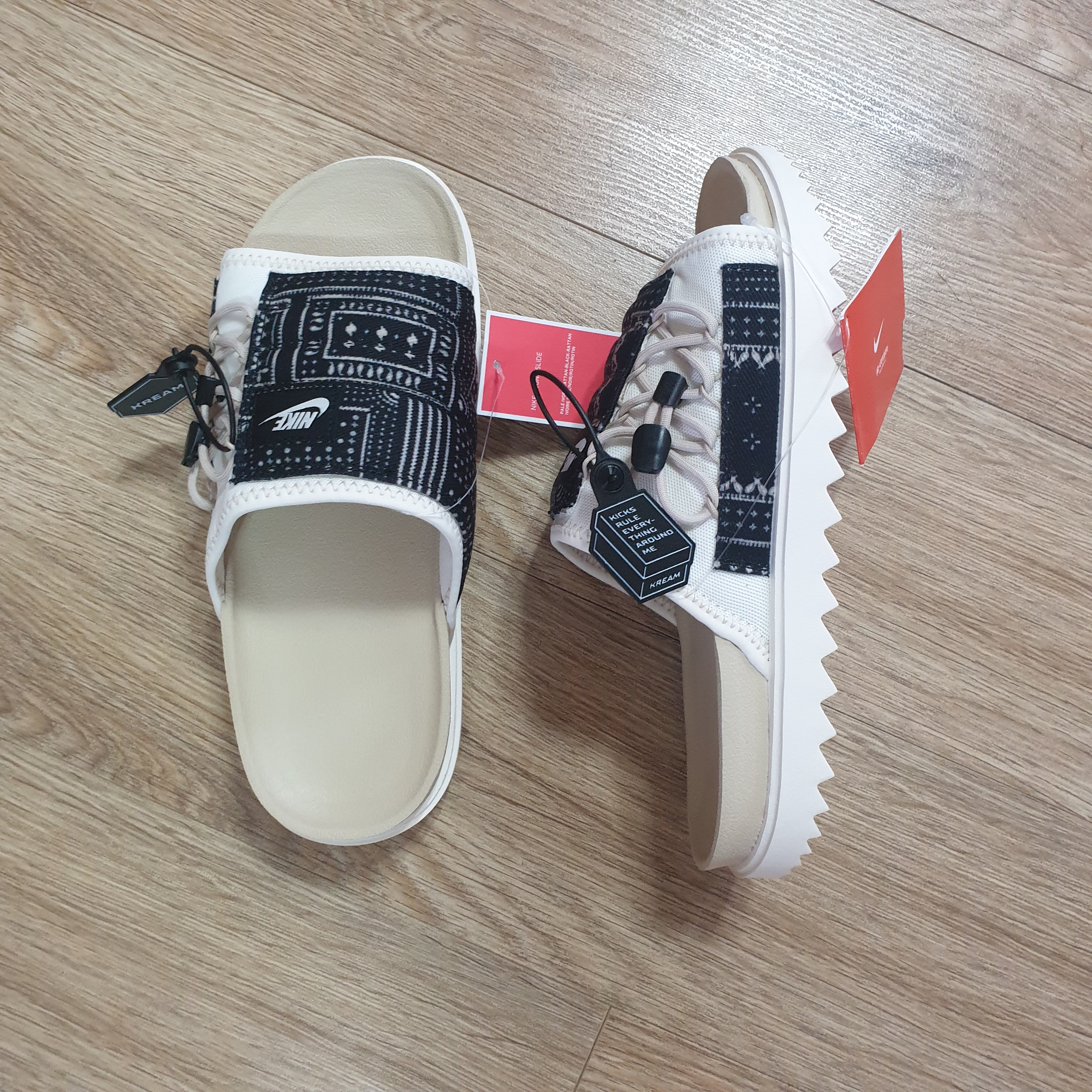 Nike Asuna Slide Pale Ivory Rattan, Nike x Cactus Plant Flea Market S/S Jersey Green - Asia 착용 스타일 - 4