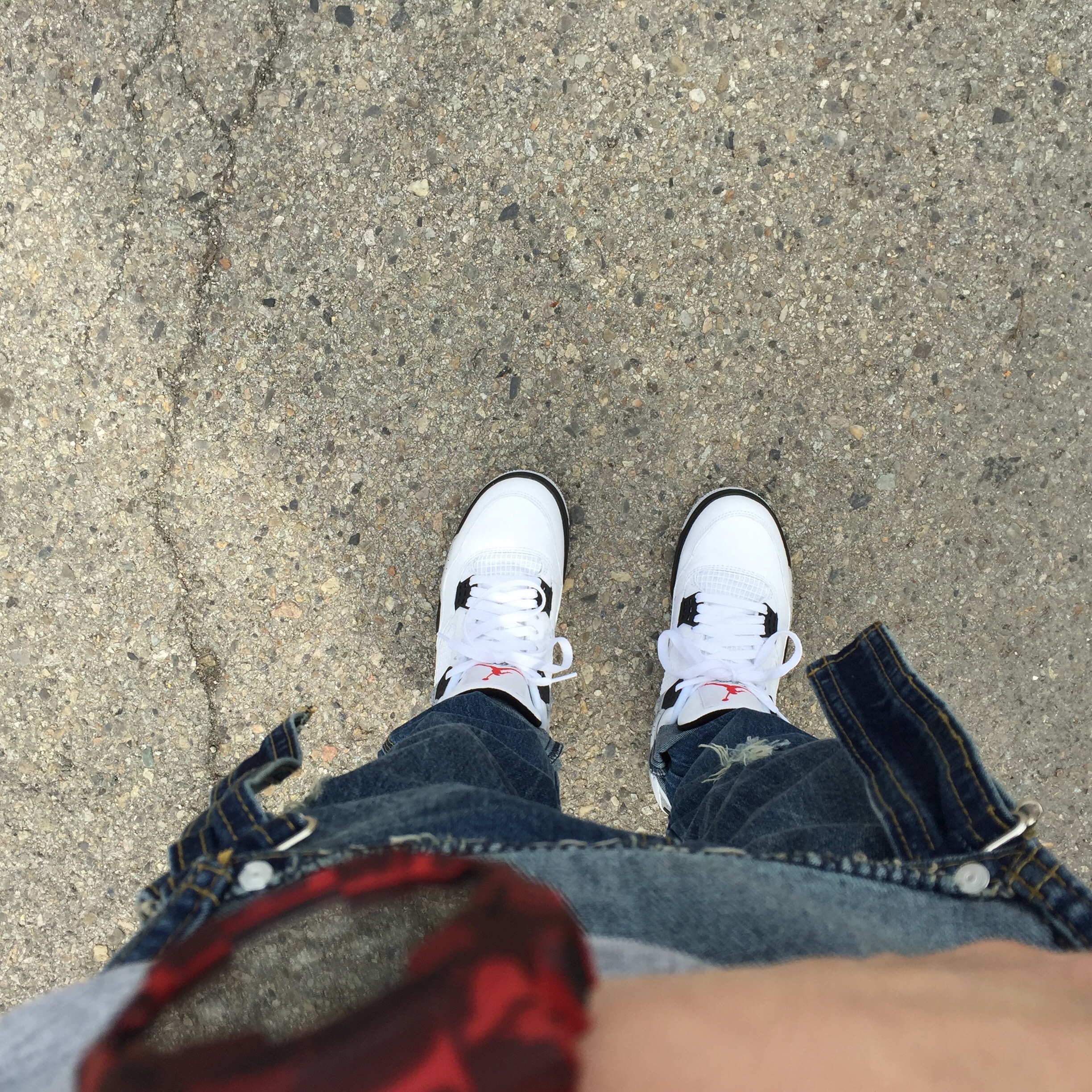 Jordan 4 Retro OG White Cement 2016, Jordan 6 Retro Maroon 2015 착용 스타일 - 2