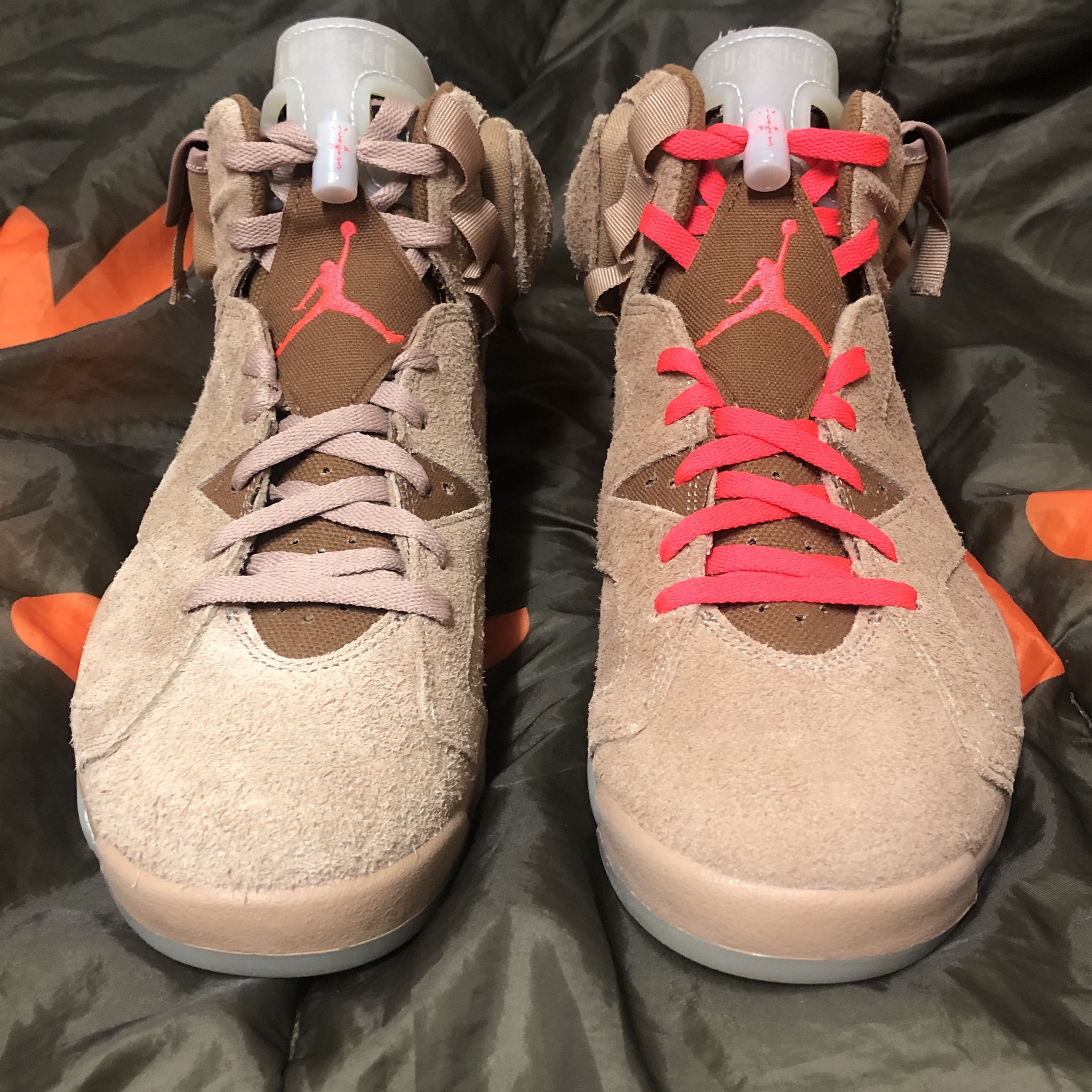 Jordan 6 x Travis Scott Retro SP British Khaki 착용 스타일 - 1