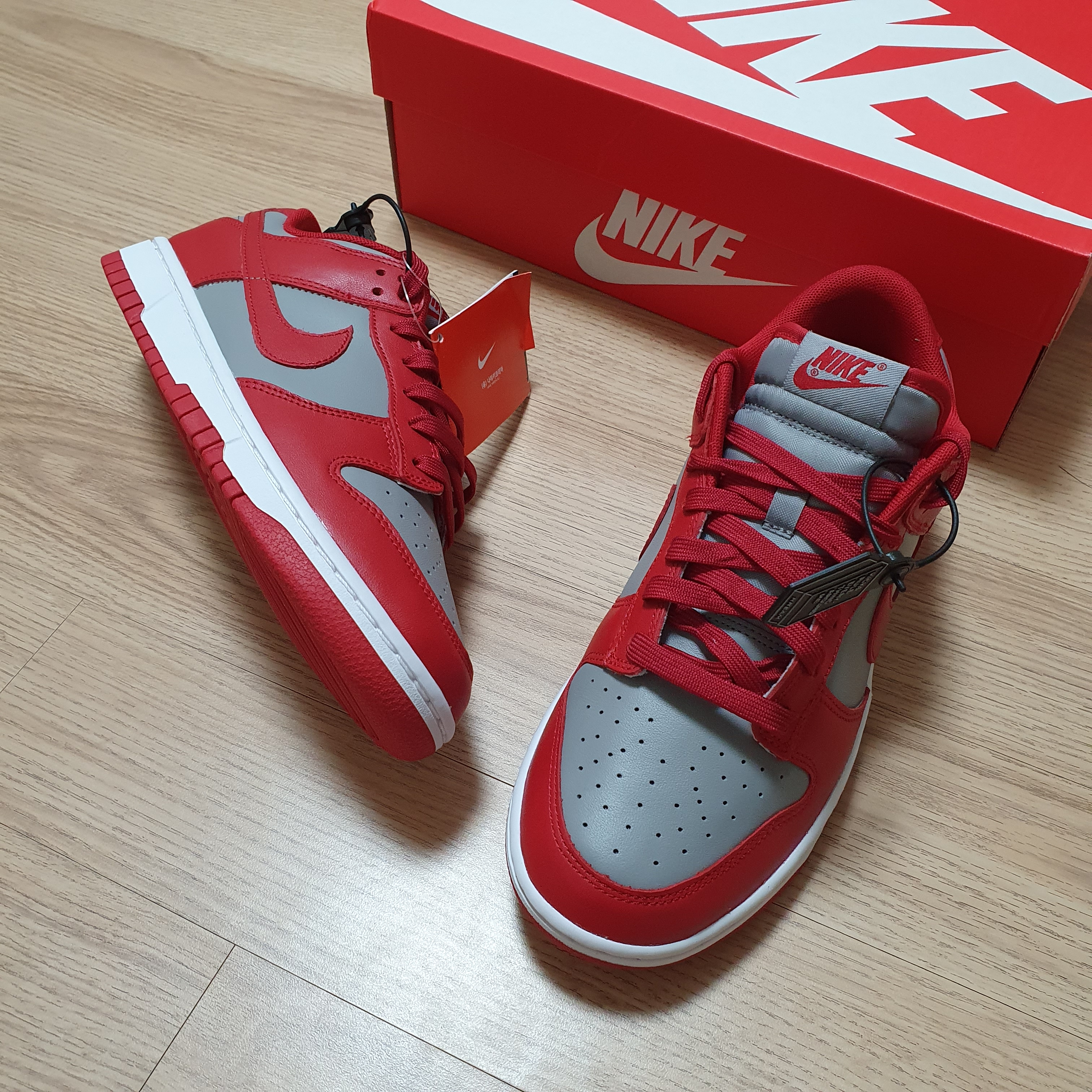 Nike Dunk Low Retro Medium Grey 착용 스타일 - 2