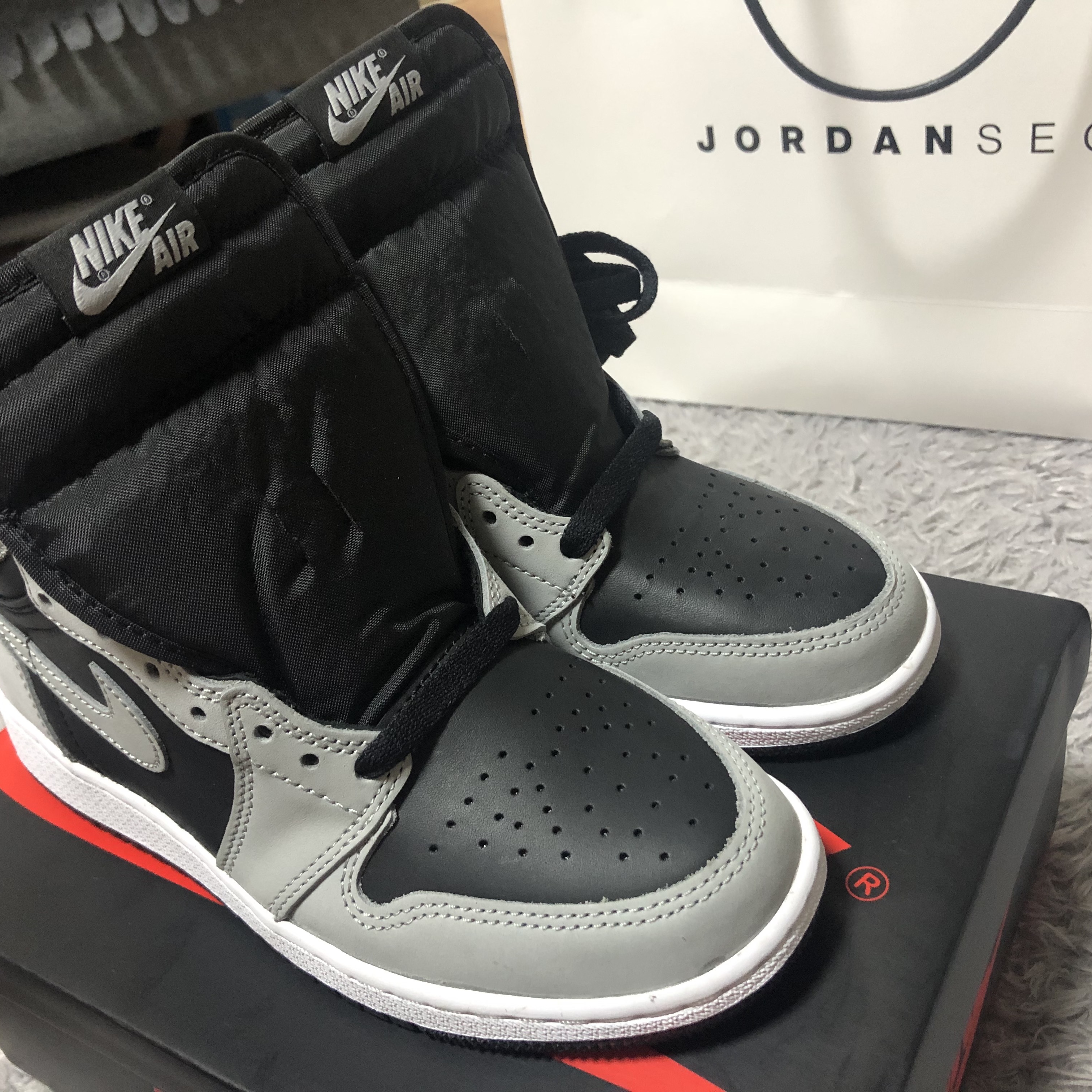 (GS) Jordan 1 Retro High OG Shadow 2.0 착용 스타일 - 2