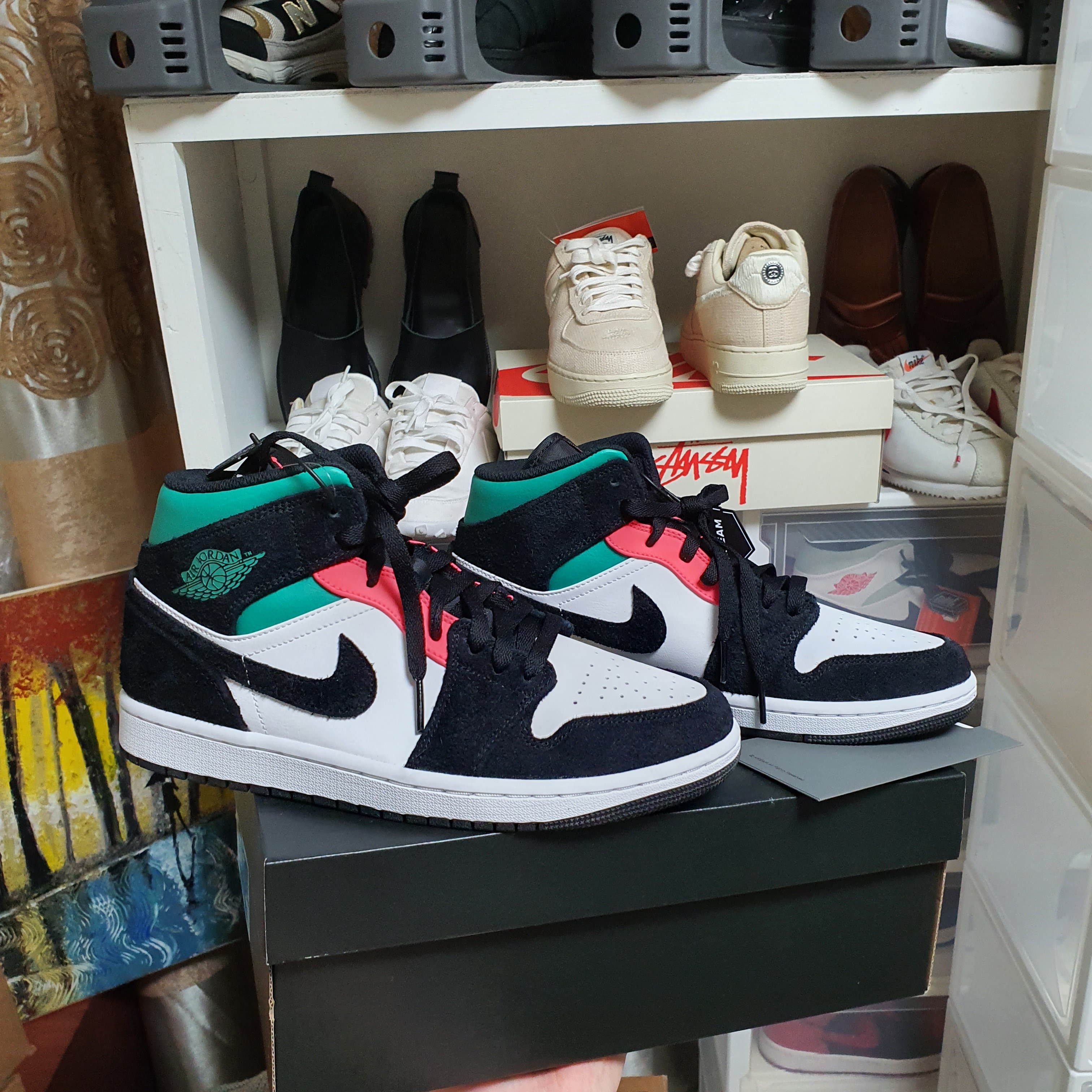 Jordan 1 Mid SE South Beach 착용 스타일 - 4