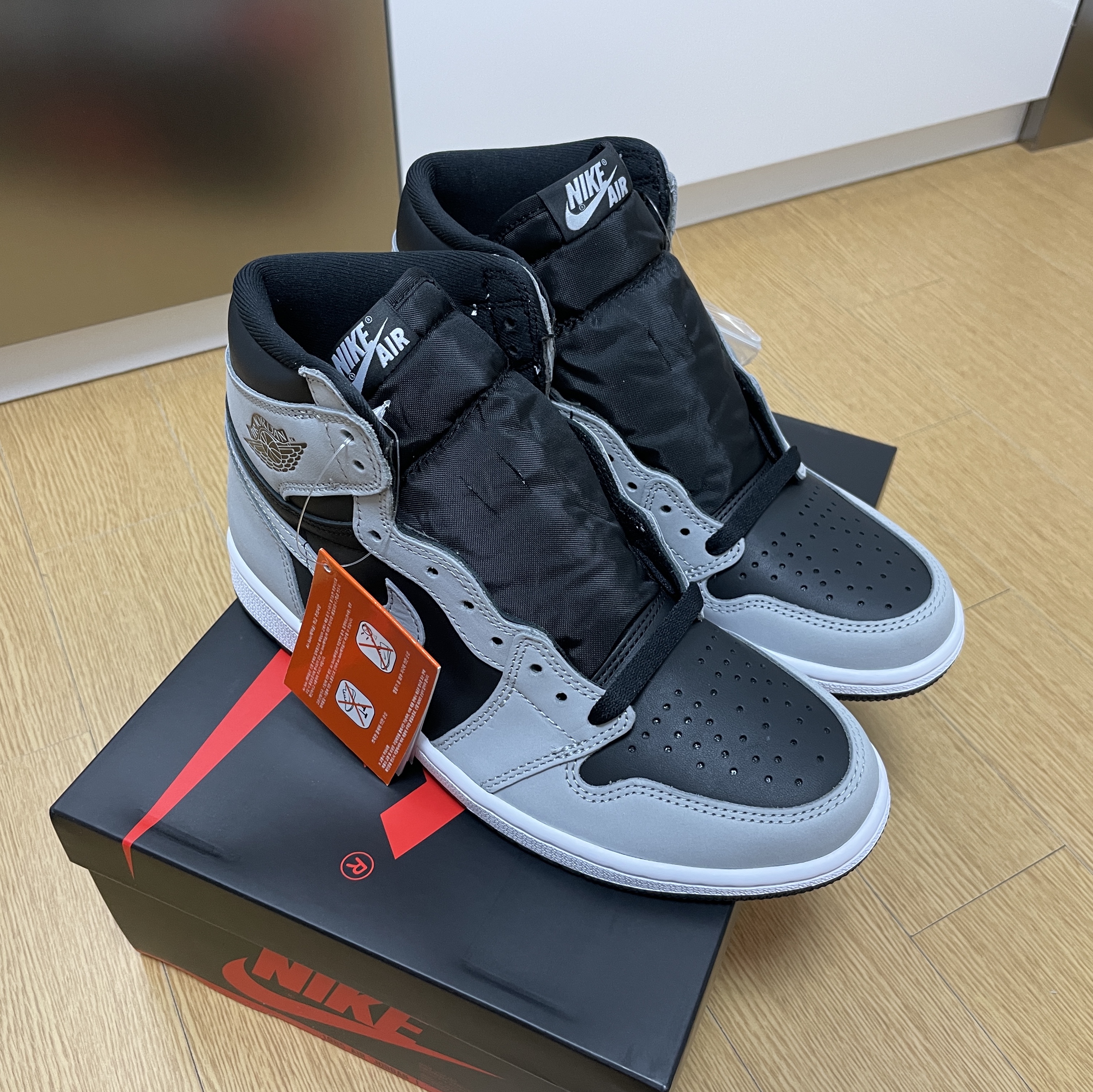 Jordan 1 Retro High OG Shadow 2.0 착용 스타일 - 3