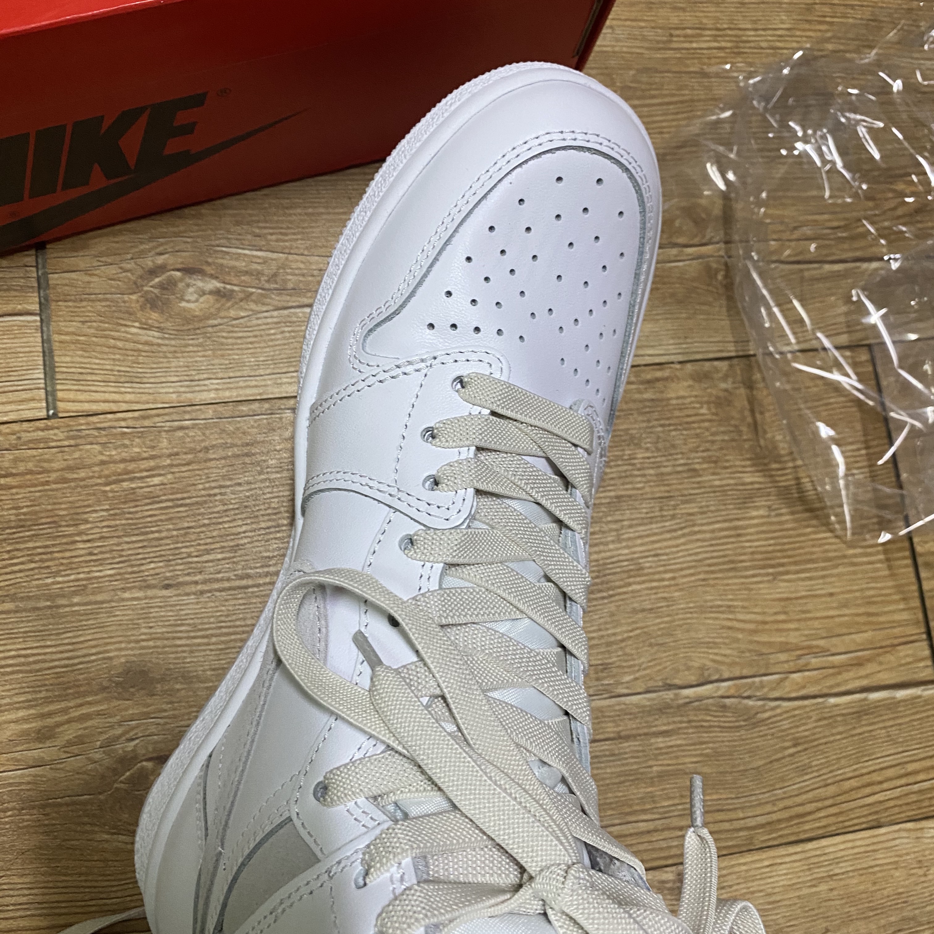 Jordan 1 High 85 Neutral Grey 착용 스타일 - 1