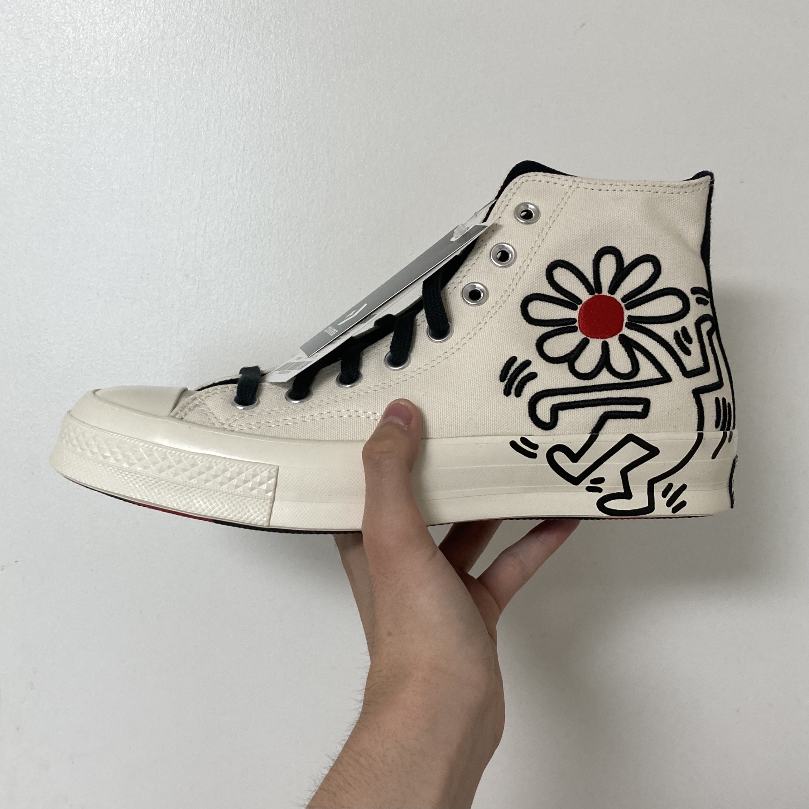 Converse x Keith Haring Chuck 70 High White 착용 스타일