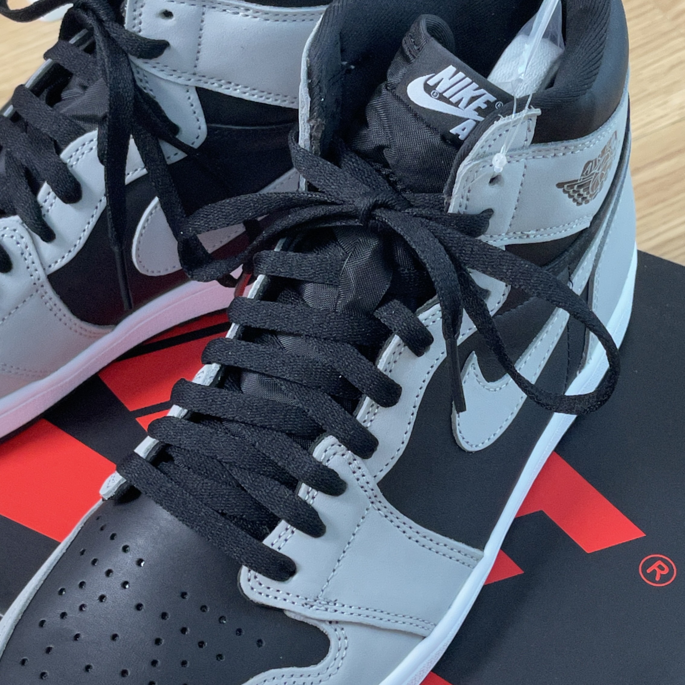 Jordan 1 Retro High OG Shadow 2.0 착용 스타일 - 2