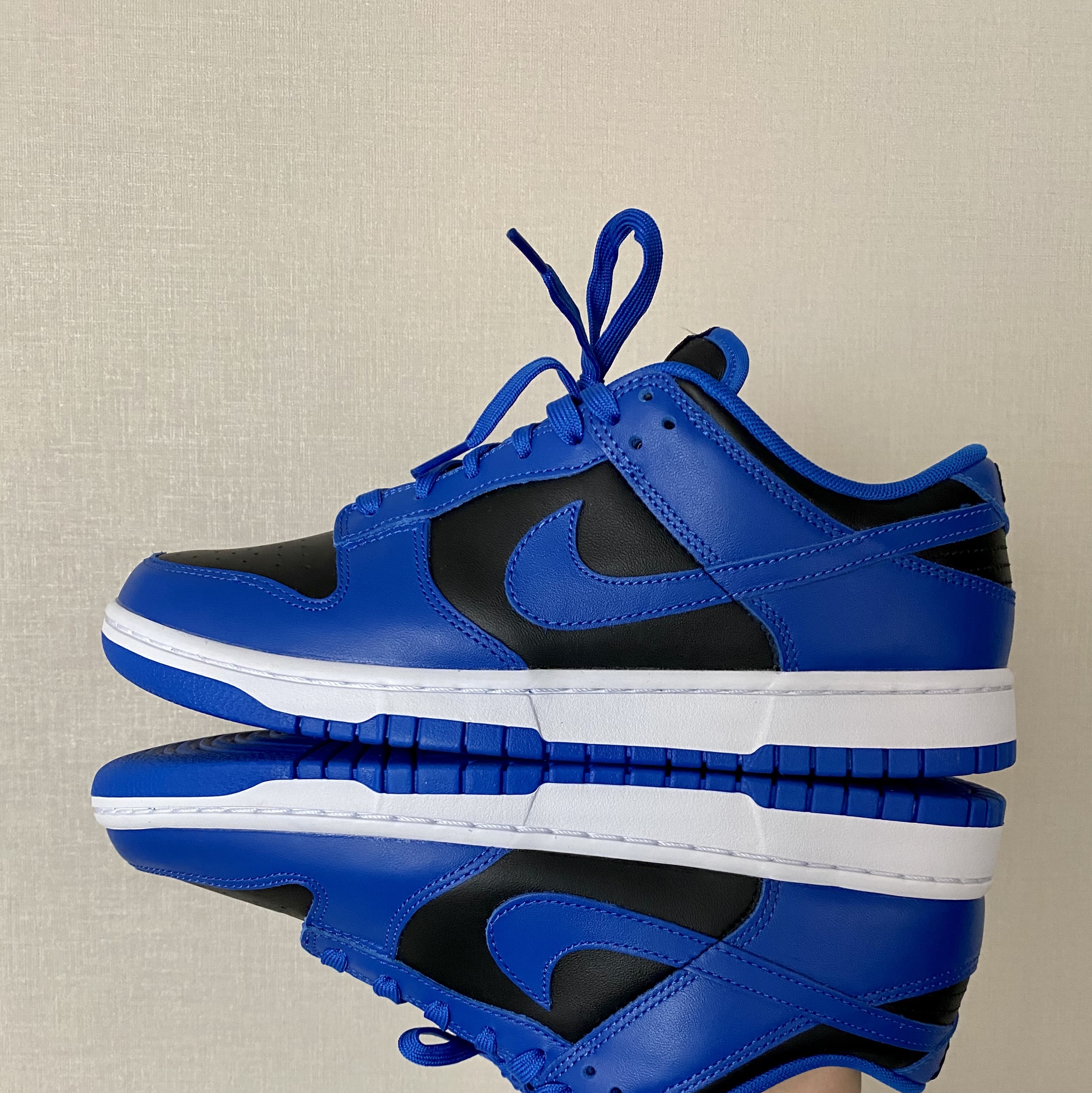 Nike Dunk Low Retro Hyper Cobalt 착용 스타일